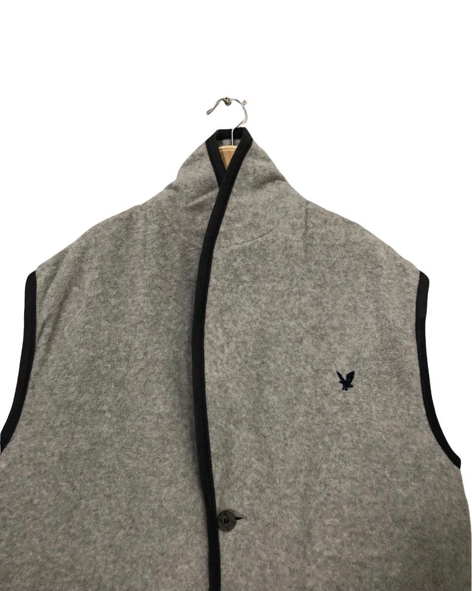 Lyle & Scott Vintage Lyle & Scott Embroidery Small Logo Button Ups Vest Size US L / EU 52-54 / 3 - 3 Thumbnail