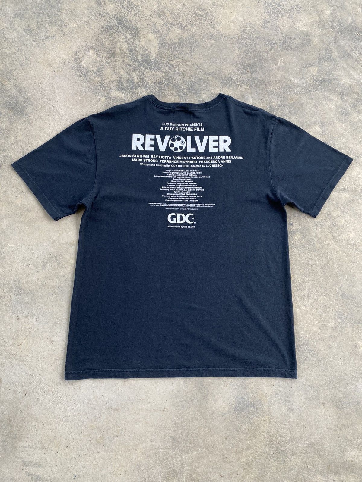 Vintage Vintage Gdc Revolver Movie Gun Photo Tees Size US M / EU 48-50 / 2 - 2 Thumbnail