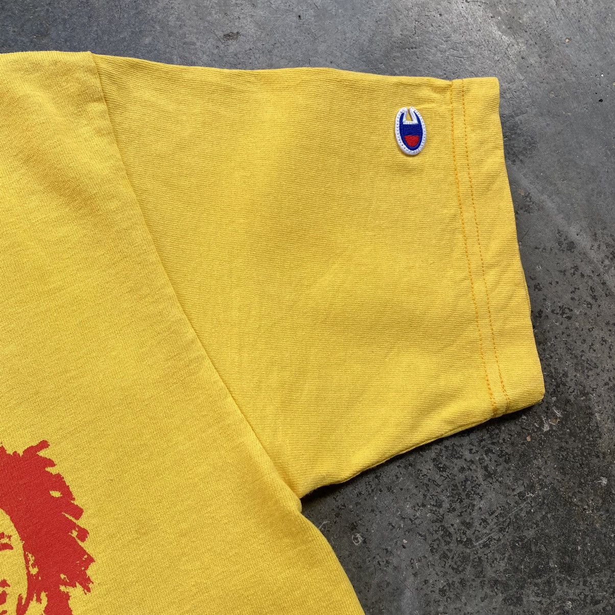 Bob Marley Vintage Champion Bob Marley Band Distressed Tees Size US M / EU 48-50 / 2 - 4 Thumbnail