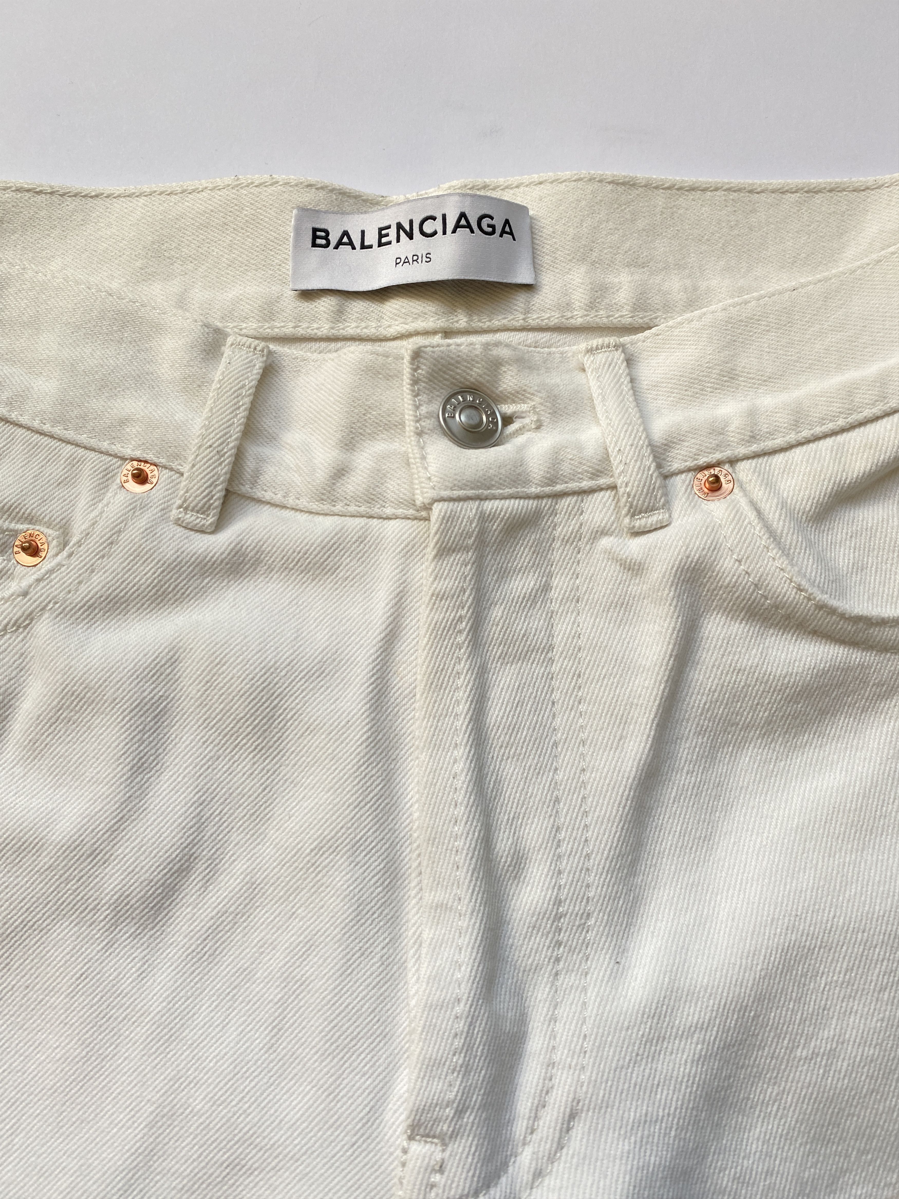 Balenciaga ⚡️QUICK SALE⚡️SAMPLE Balenciaga by Demna White Jeans Denim Size 28" / US 6 / IT 42 - 3 Thumbnail