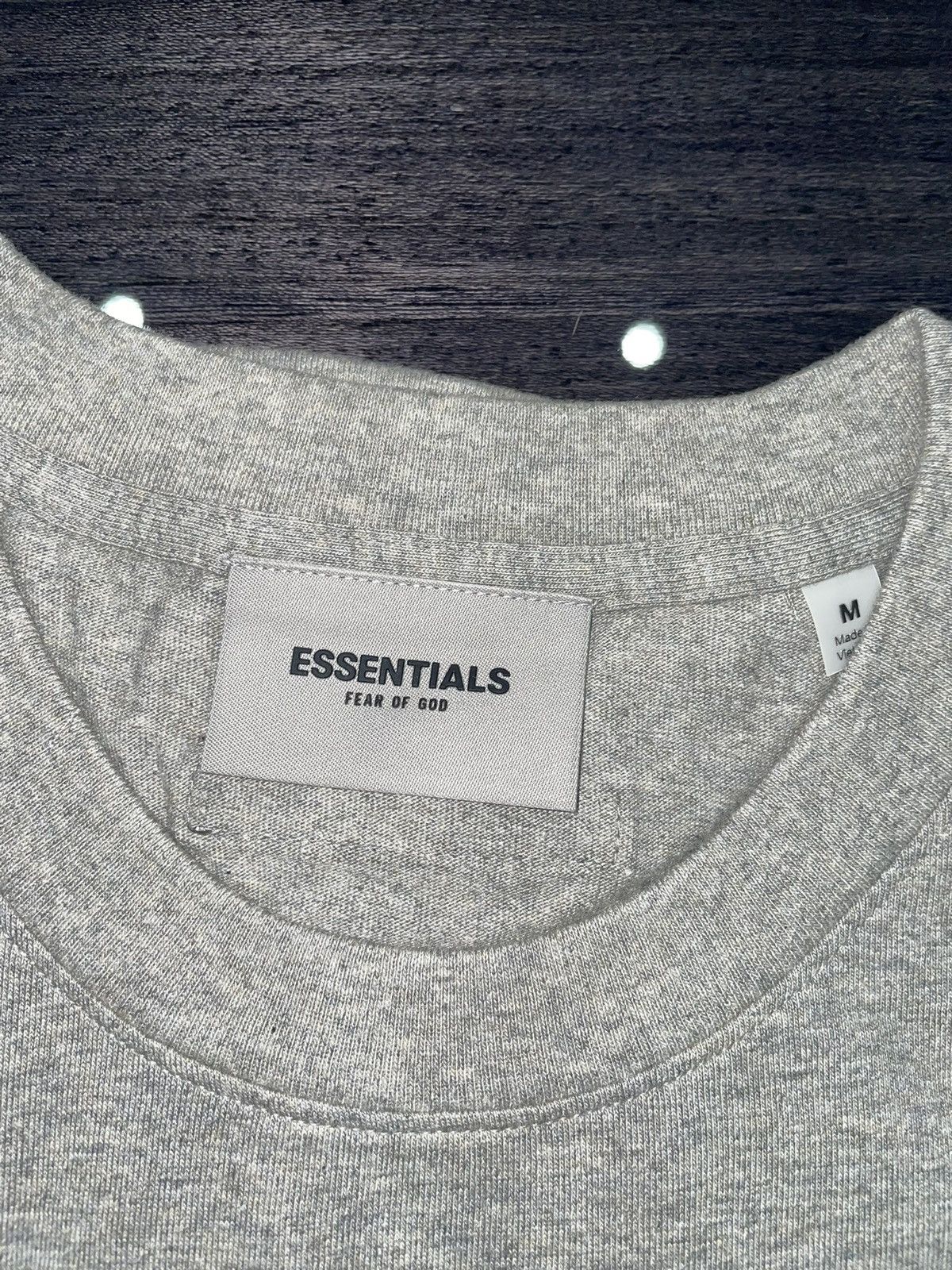 Fear of God Fear of God Essentials Dark Oatmeal T-Shirt Size US M / EU 48-50 / 2 - 3 Thumbnail