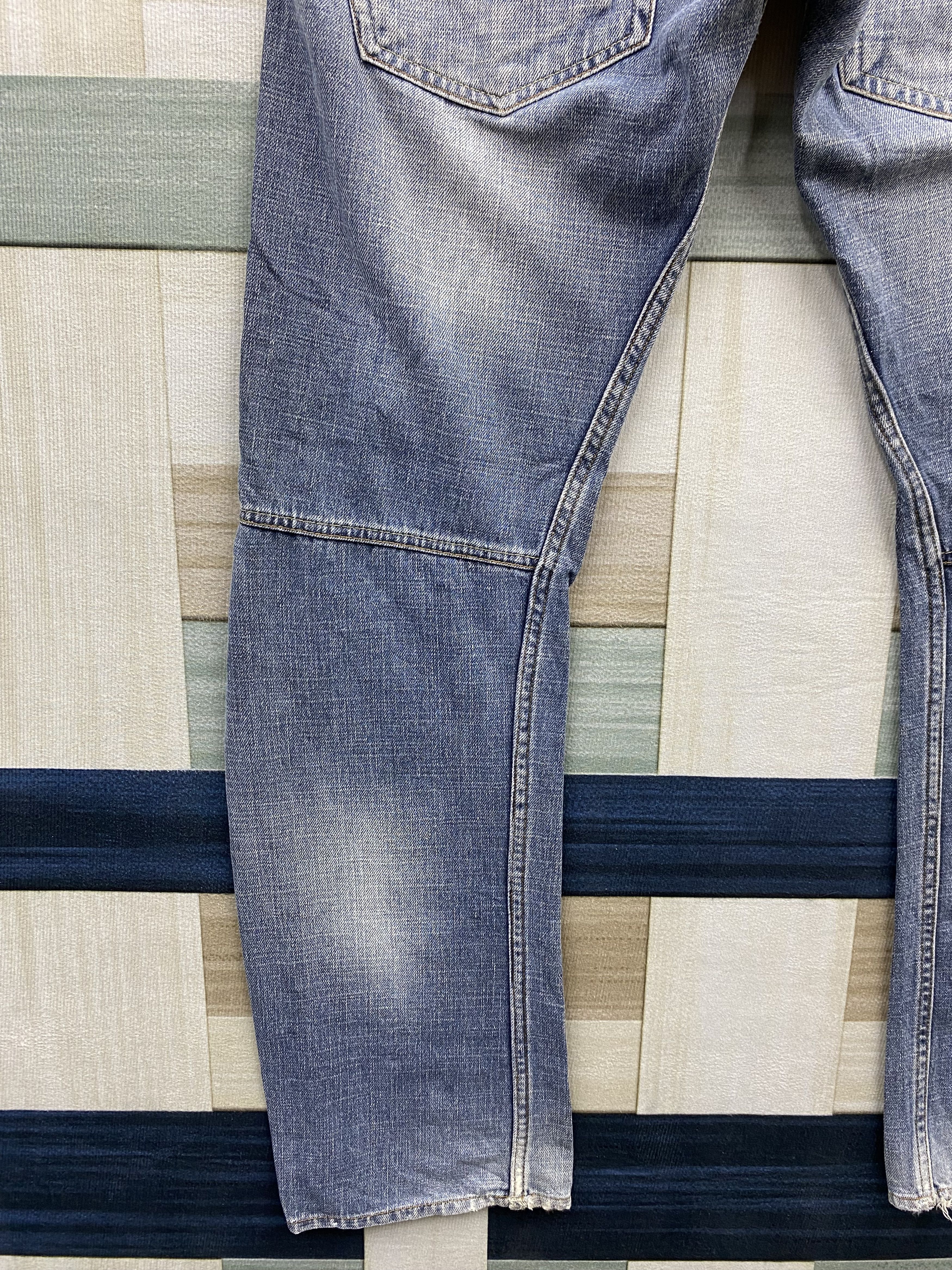 Japanese Brand Vintage Japanese Brand Dominate Double Waist Distress Jeans Size US 32 / EU 48 - 8 Thumbnail