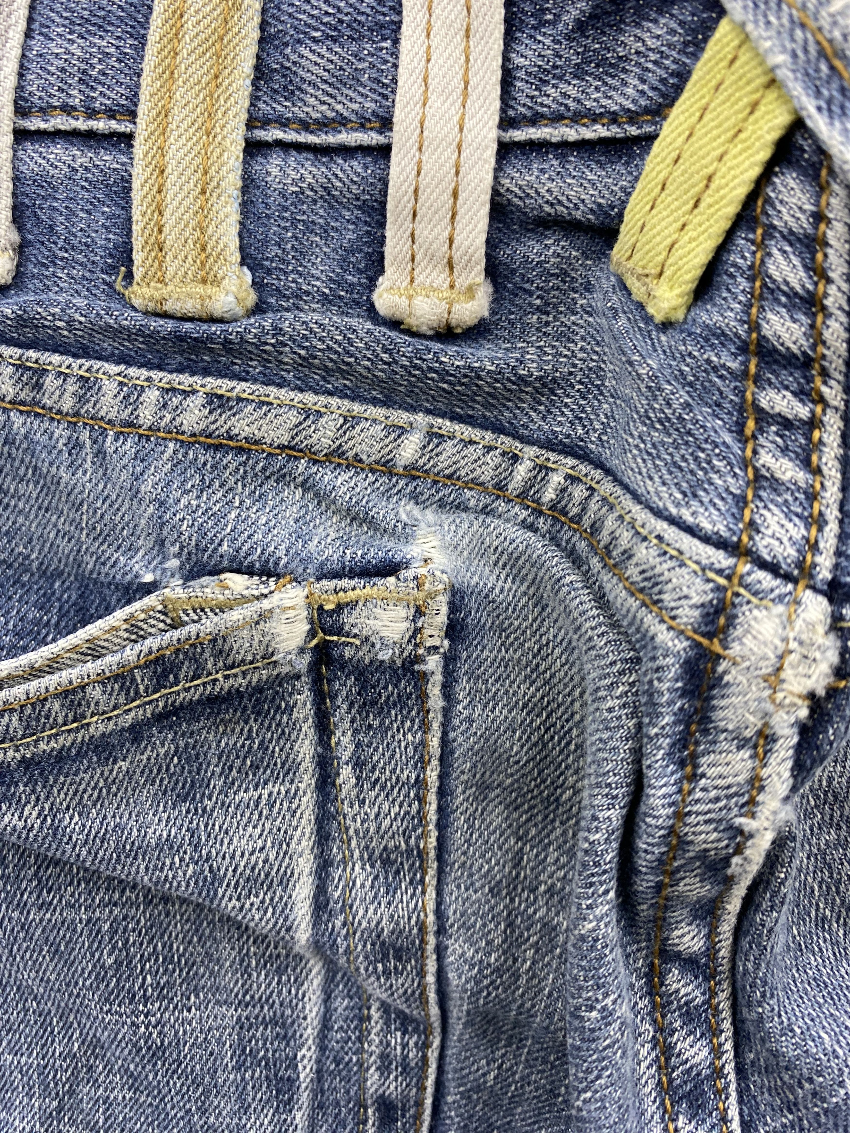 Japanese Brand Vintage Japanese Brand Dominate Double Waist Distress Jeans Size US 32 / EU 48 - 18 Thumbnail