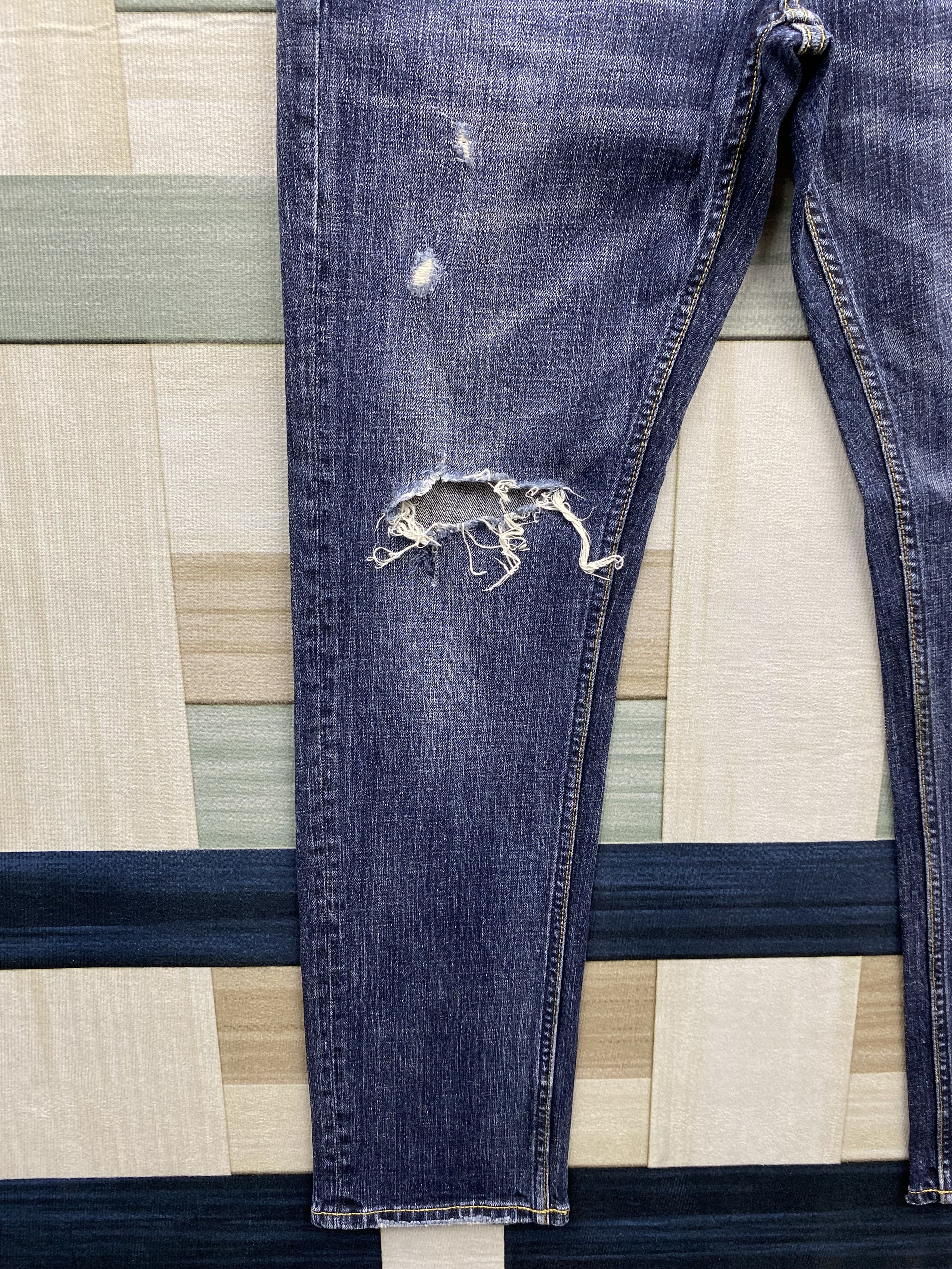 American Eagle Outfitters American Eagle Outfitters Ripped Denim Jean Size US 31 - 5 Thumbnail