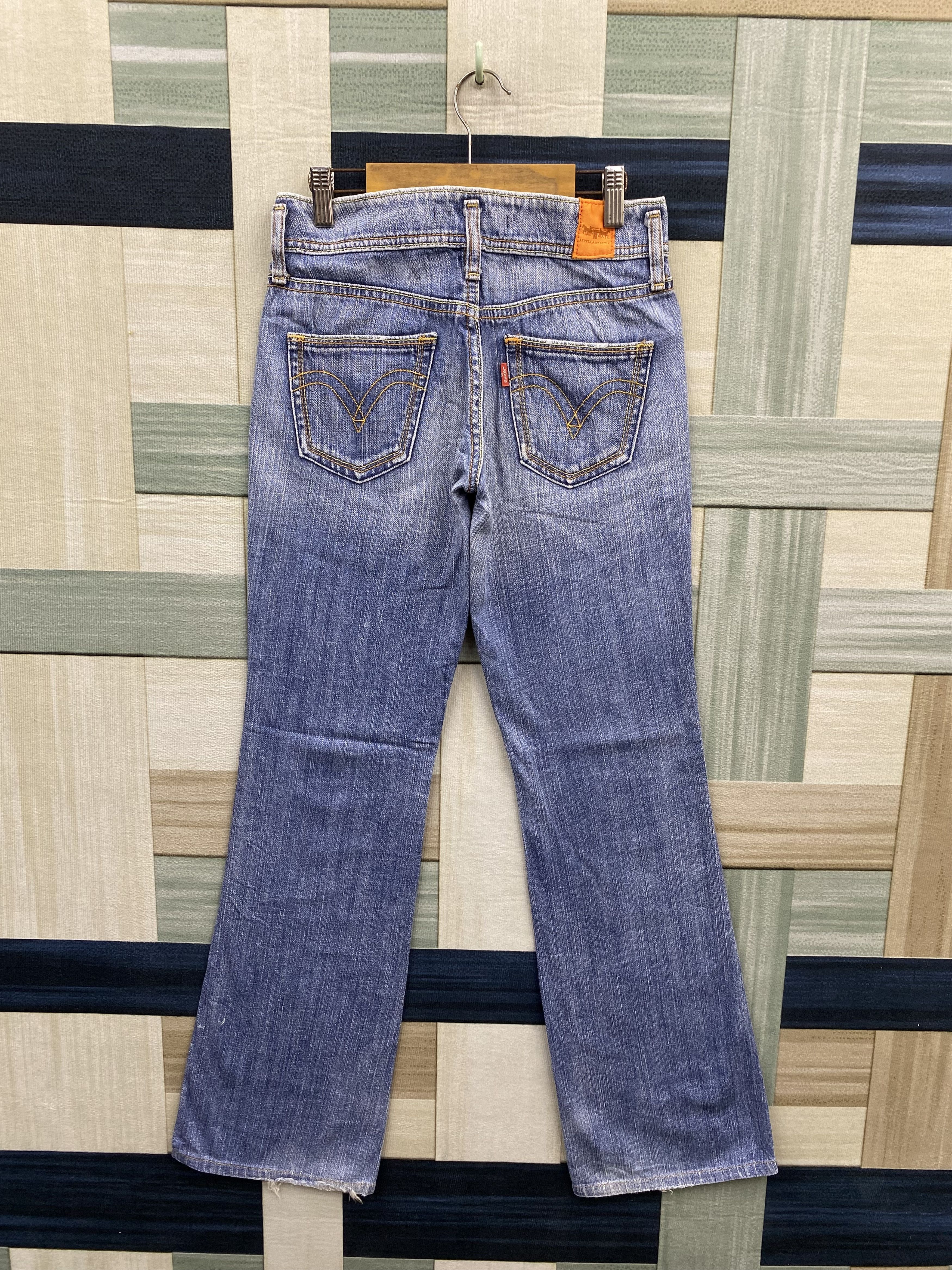 Levi's Vintage Levi's Faded Blue Denim Jean Size 26" / US 2 / IT 38 - 2 Thumbnail