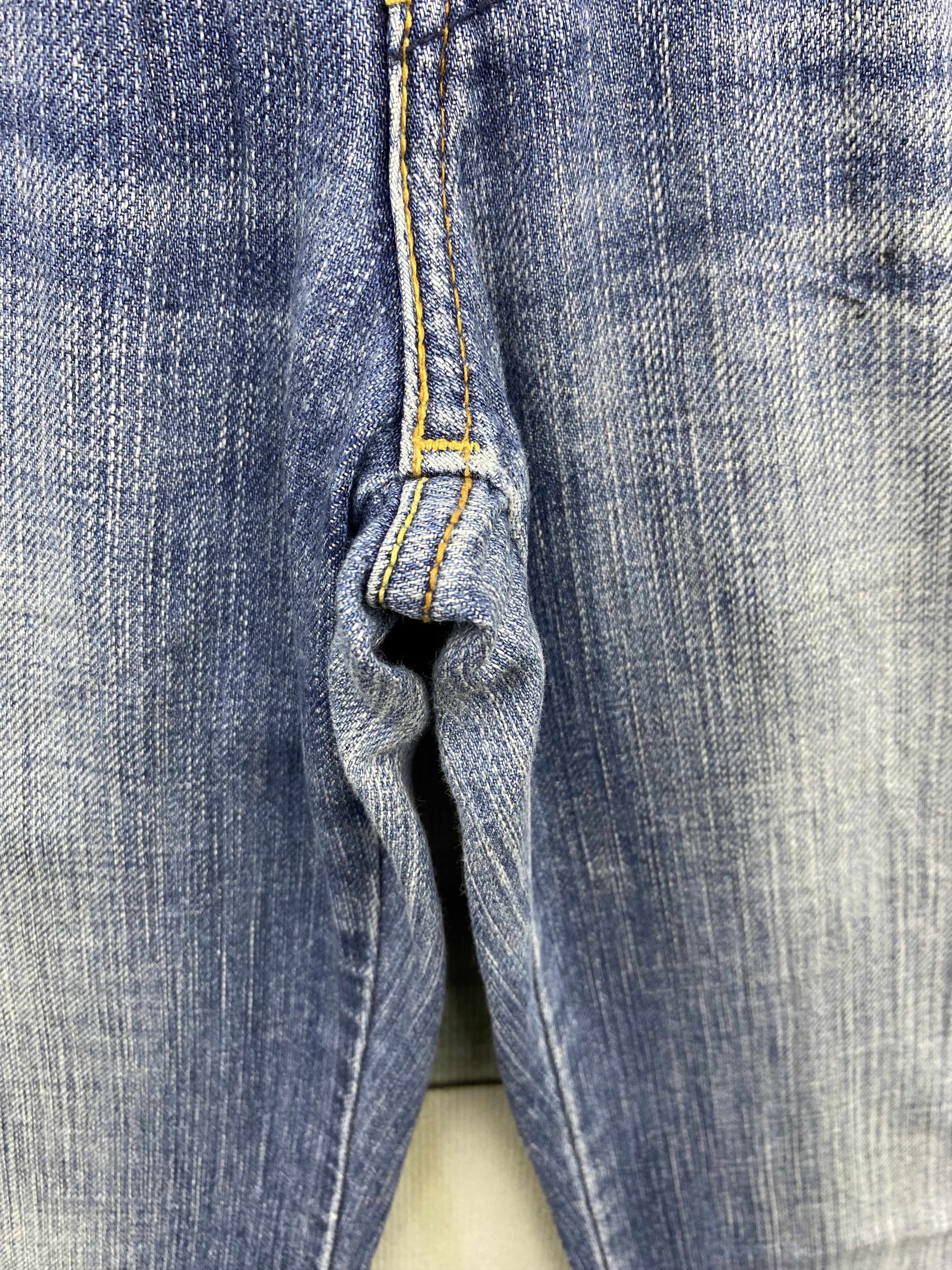 Levi's Vintage Levi's Faded Blue Denim Jean Size 26" / US 2 / IT 38 - 14 Thumbnail