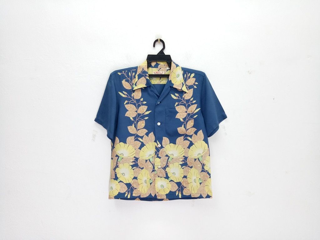 Sun Surf 🔥🔥🔥Rayon Sunsurf Hawaiian Full Flower Button Up Shirt Size US XS / EU 42 / 0 - 5 Thumbnail