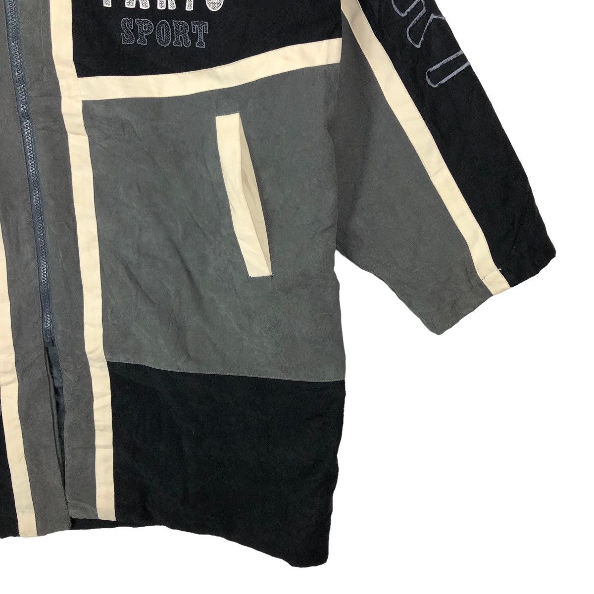 Cartoon Network VINTAGE PARTO SPORTS COACH JACKET BIG LOGO STREETWEAR STYLE Size US L / EU 52-54 / 3 - 4 Thumbnail