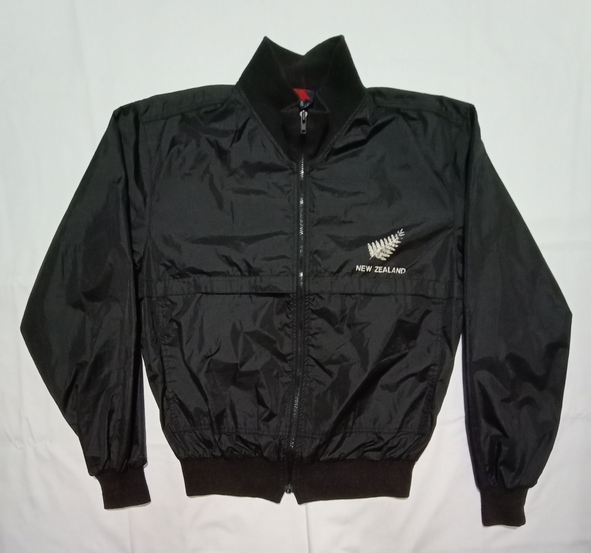 All Blacks Vintage CANTERBURY Of NEW ZEALAND All Black Sweatshirt Size US M / EU 48-50 / 2 - 1 Thumbnail