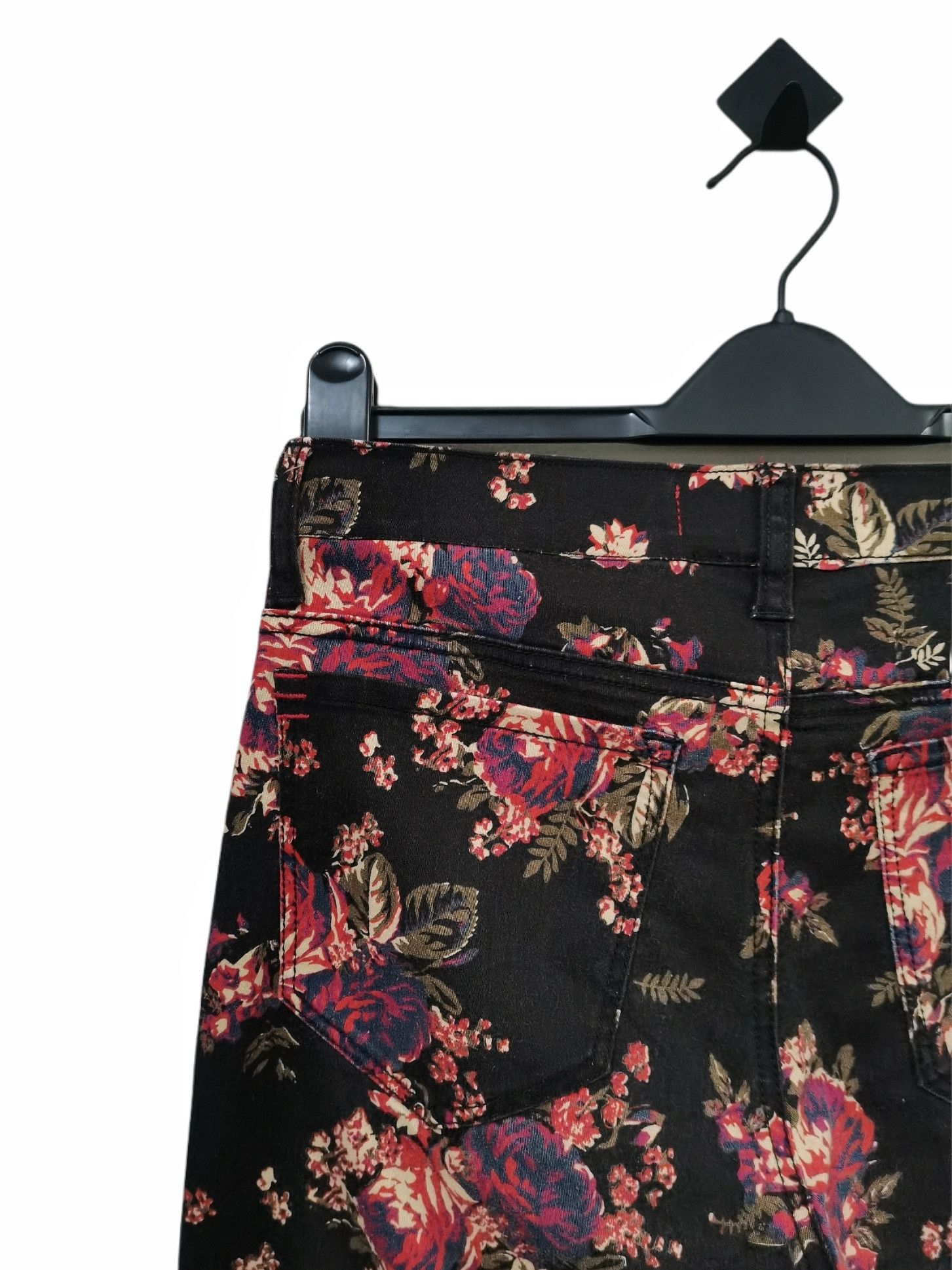 Art Comes First 🔥Fullprint Floral Skinny Jeans BDG Cigarette Mid Rise Rare Size US 30 / EU 46 - 4 Thumbnail