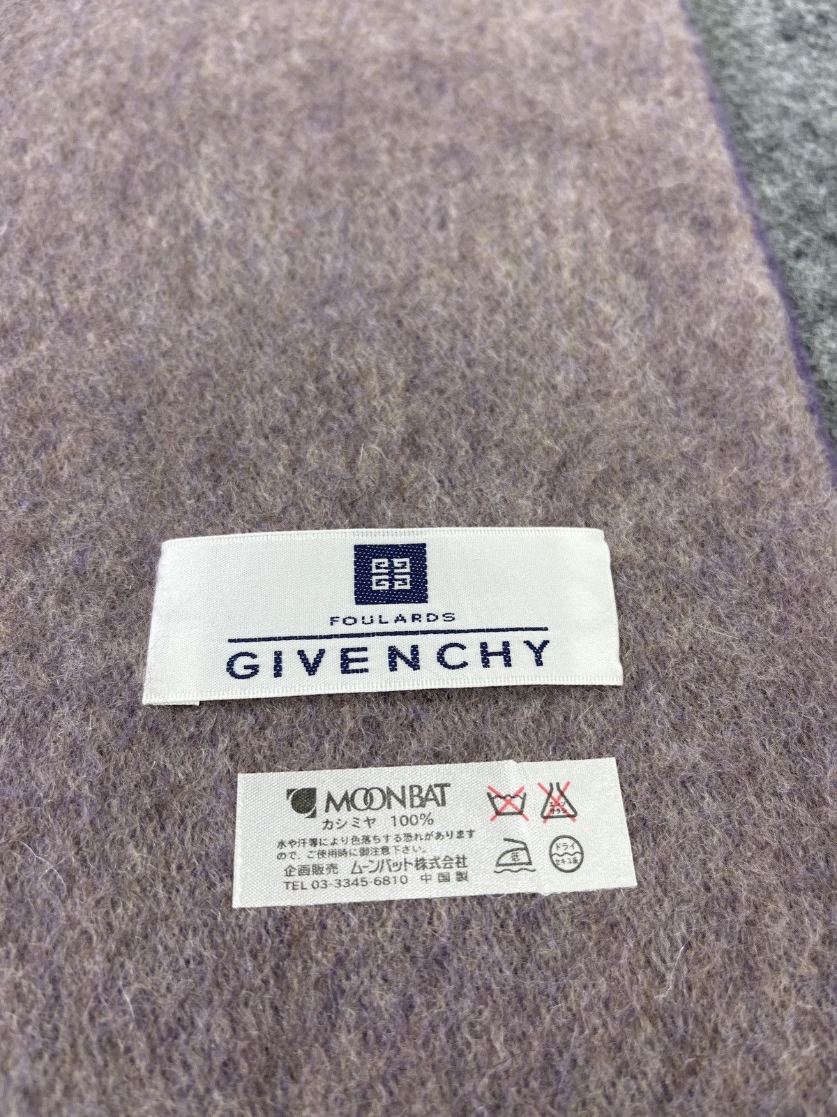 Givenchy × Vintage Givenchy Scarf / Muffler / Neckwear T309 Size ONE SIZE - 7 Thumbnail