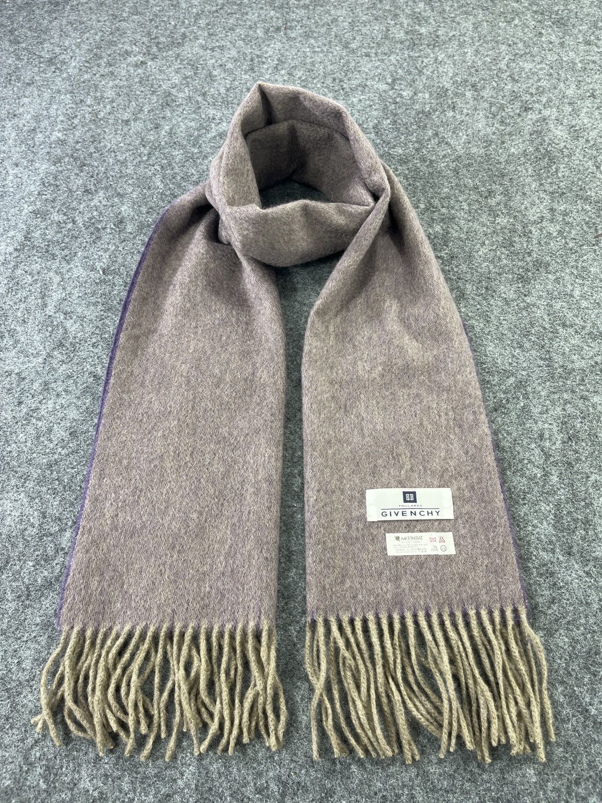 Givenchy × Vintage Givenchy Scarf / Muffler / Neckwear T309 Size ONE SIZE - 5 Thumbnail