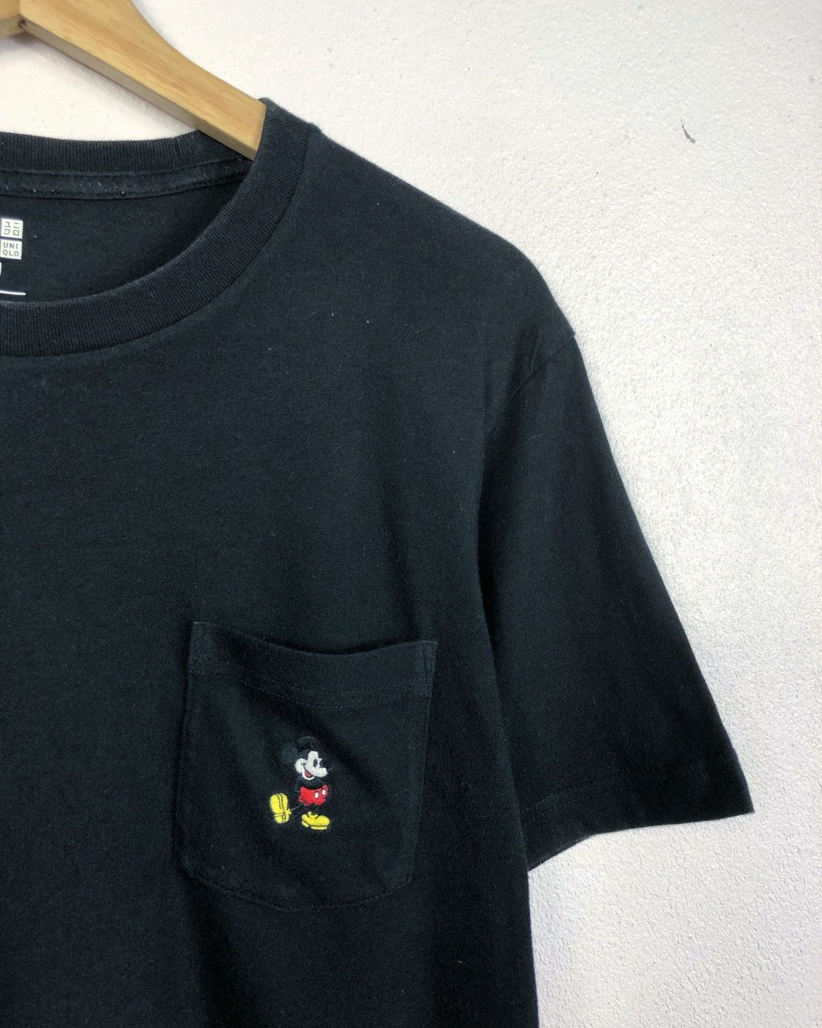 Cartoon Network × Uniqlo Rare UT x Disney X Mickey Mouse Pocket Tee Size US M / EU 48-50 / 2 - 4 Thumbnail