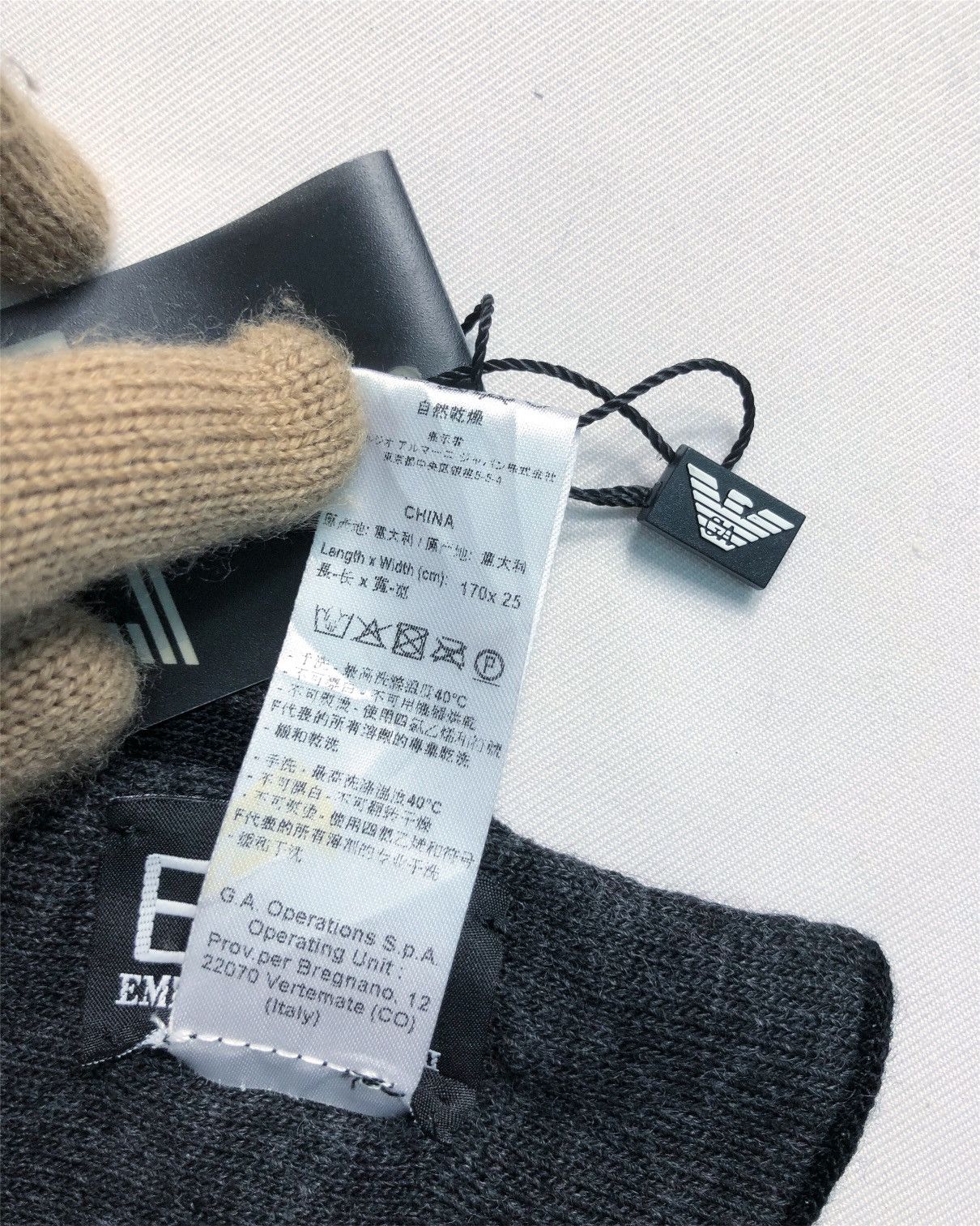 Emporio Armani Emporio Armani Mountain Big Logo Muffler Scarf Made in Italy Size ONE SIZE - 8 Thumbnail