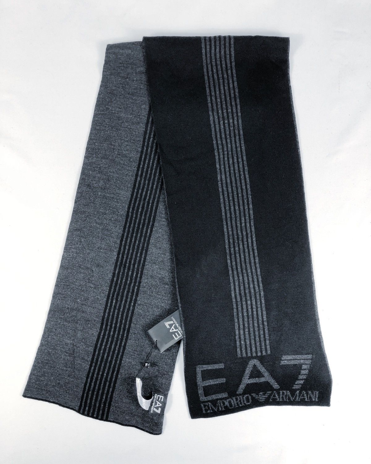 Emporio Armani Emporio Armani Mountain Big Logo Muffler Scarf Made in Italy Size ONE SIZE - 1 Thumbnail