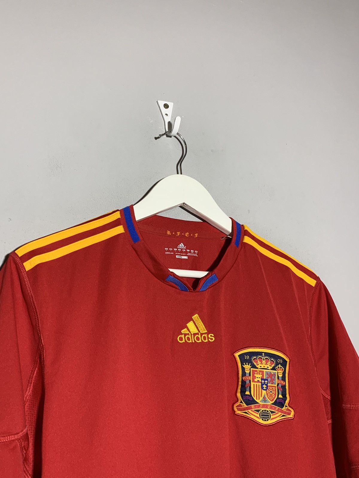 Spain Adidas 2010 Home Y2k Streetwear Football Shirt