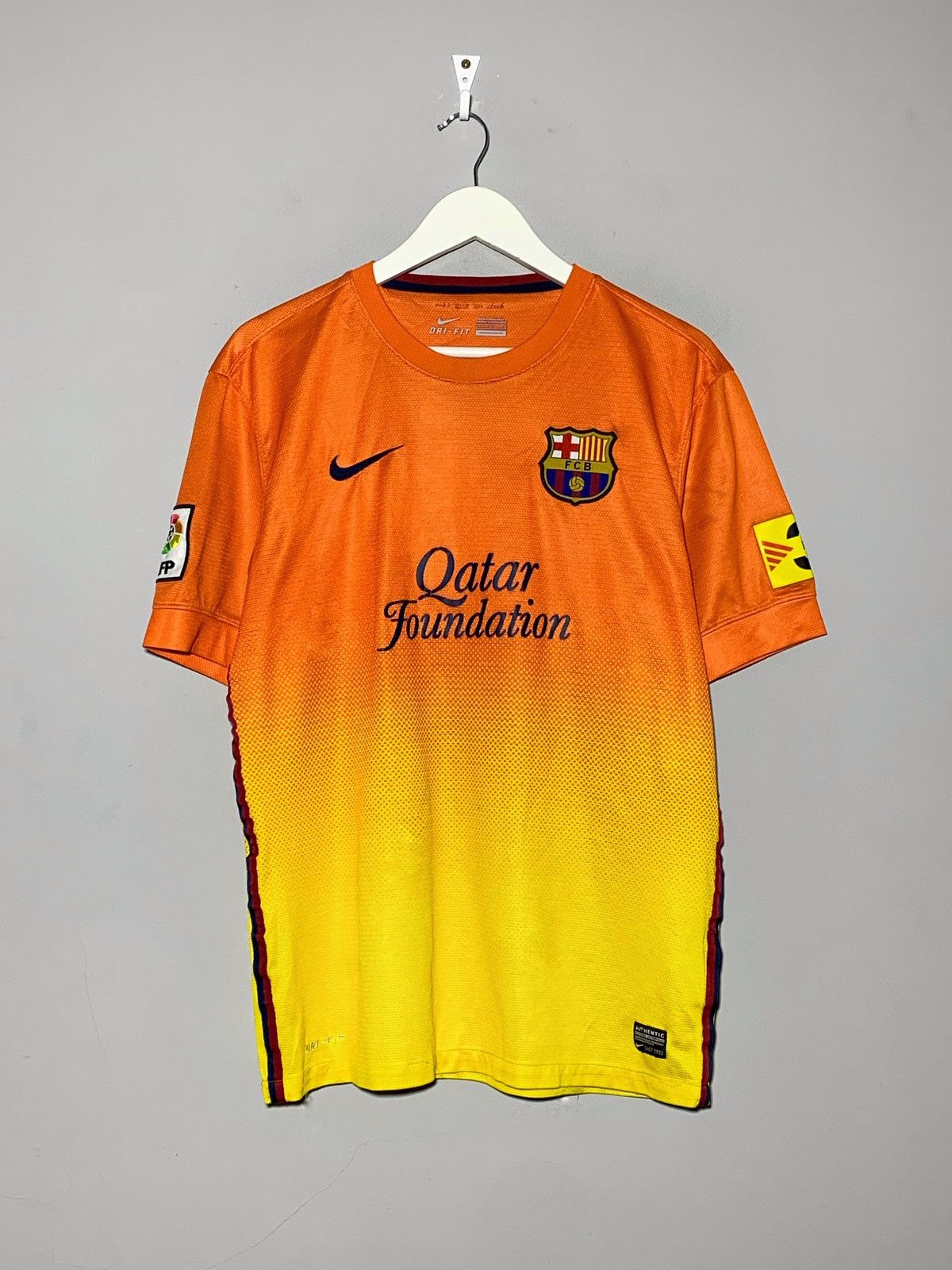Nike F.C Barcelona Nike 2012/13 Y2k Streetwear Football Shirt Size US L / EU 52-54 / 3 - 1 Thumbnail