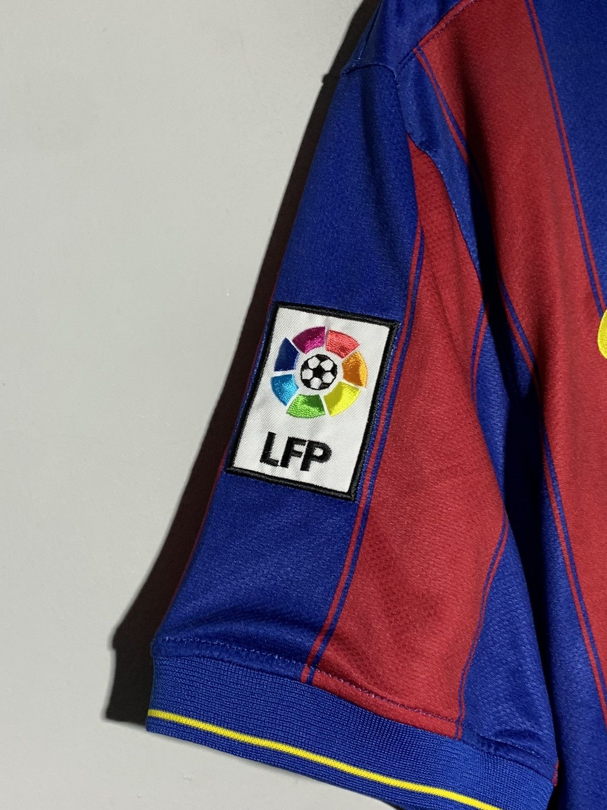 Nike #9 Zlatan Ibrahimovic Barcelona Nike 2009/10 football shirt Size US XL / EU 56 / 4 - 6 Thumbnail