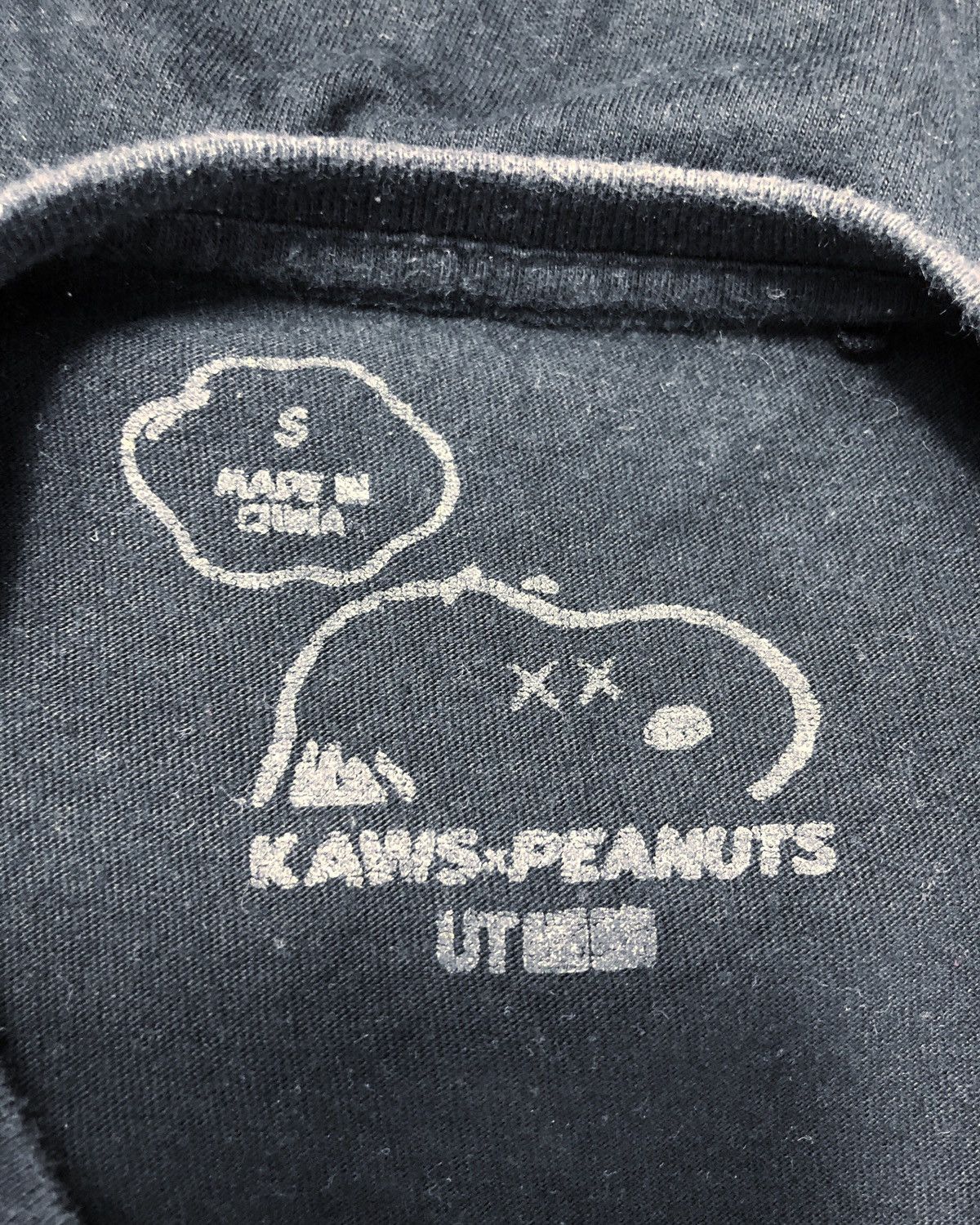 Kaws × Peanuts × Uniqlo Rare UT X Kaws X Peanuts Pocket Tee Size US S / EU 44-46 / 1 - 7 Thumbnail