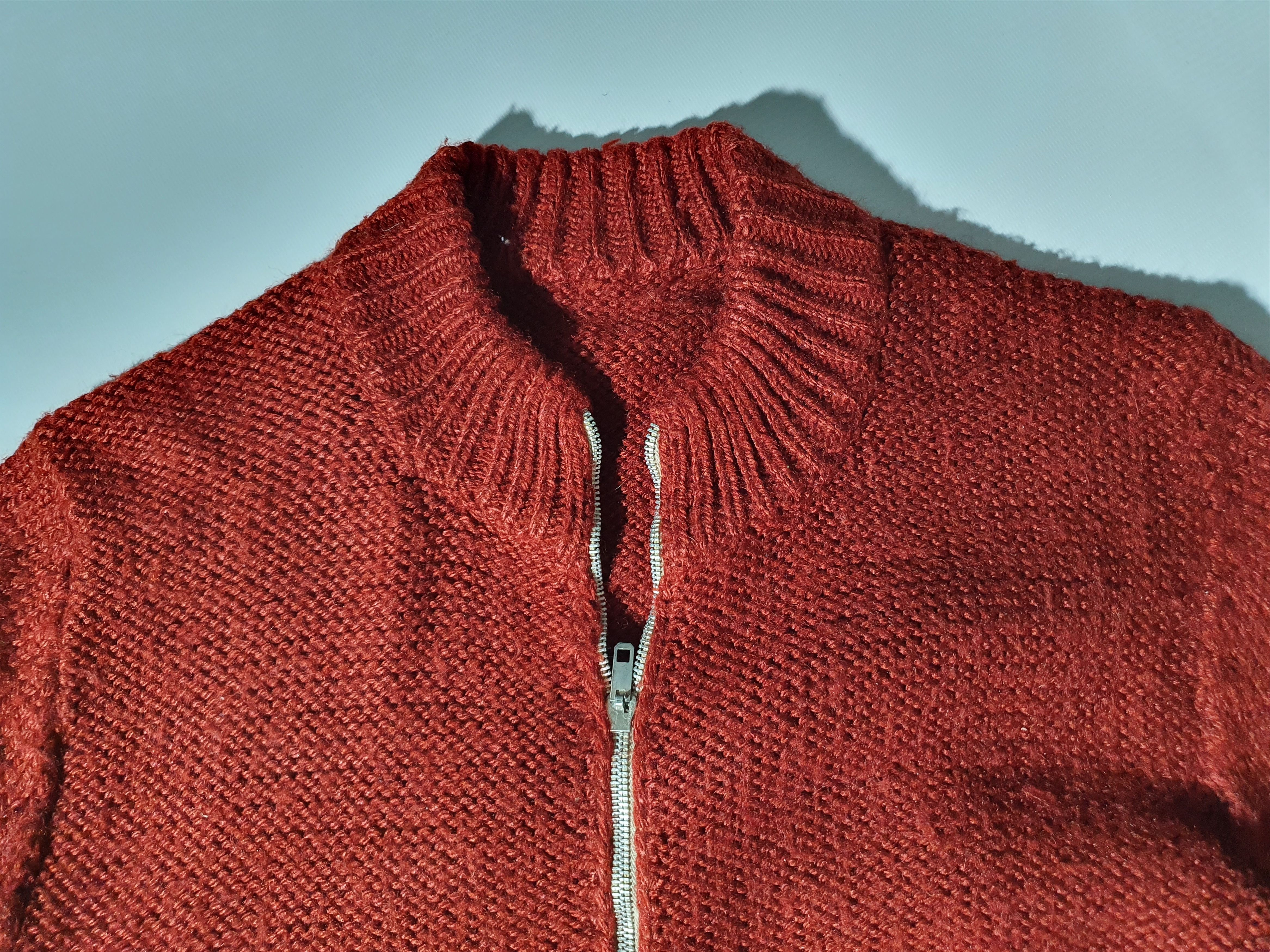 Other 50s Vintage Hand made Wool Zip Up Distressed Sweater Size US M / EU 48-50 / 2 - 4 Thumbnail