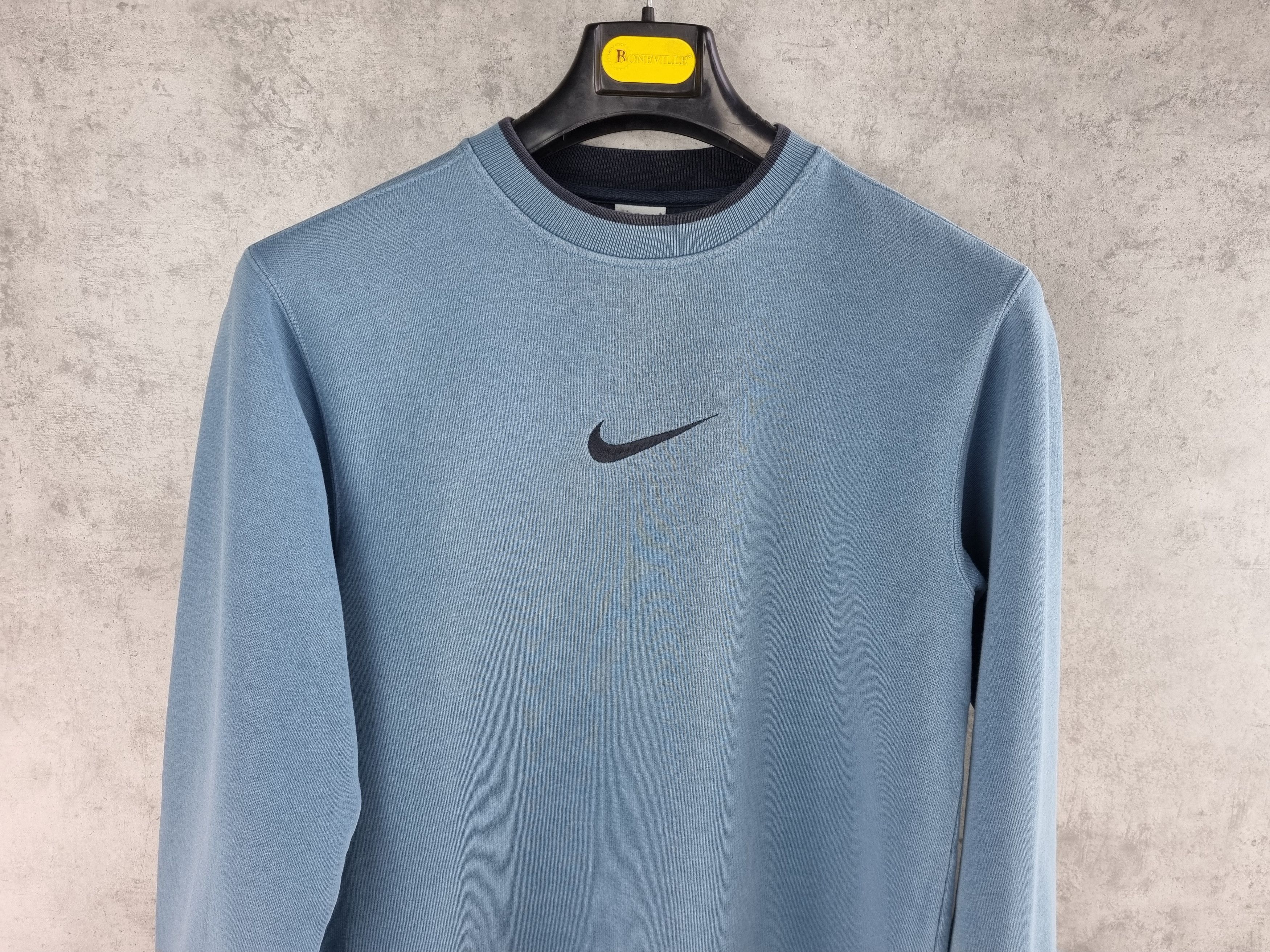 Nike × Vintage Rare NIKE central swoosh Vintage sweatshirt Travis Scott Size US S / EU 44-46 / 1 - 2 Thumbnail