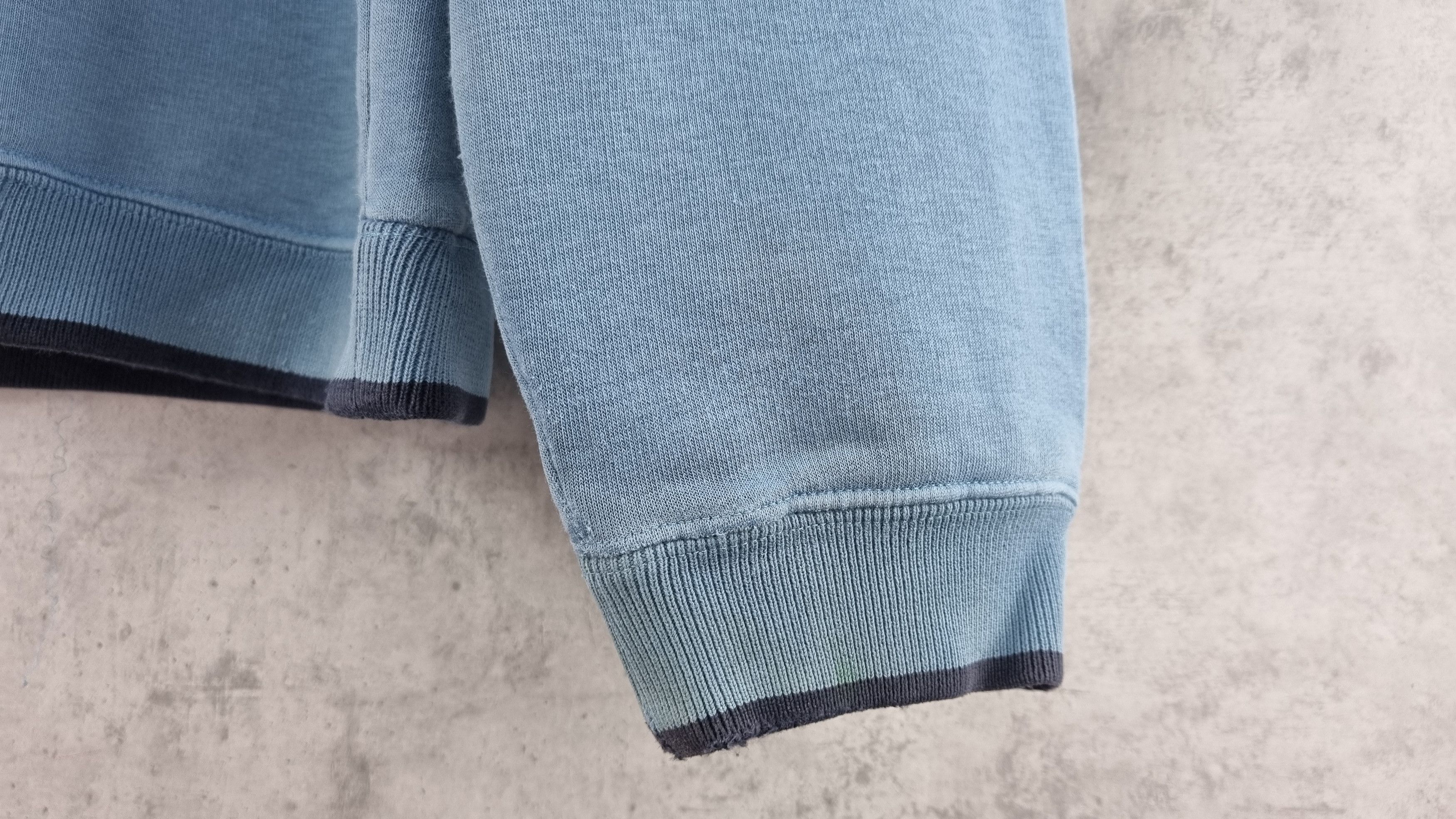 Nike × Vintage Rare NIKE central swoosh Vintage sweatshirt Travis Scott Size US S / EU 44-46 / 1 - 11 Thumbnail