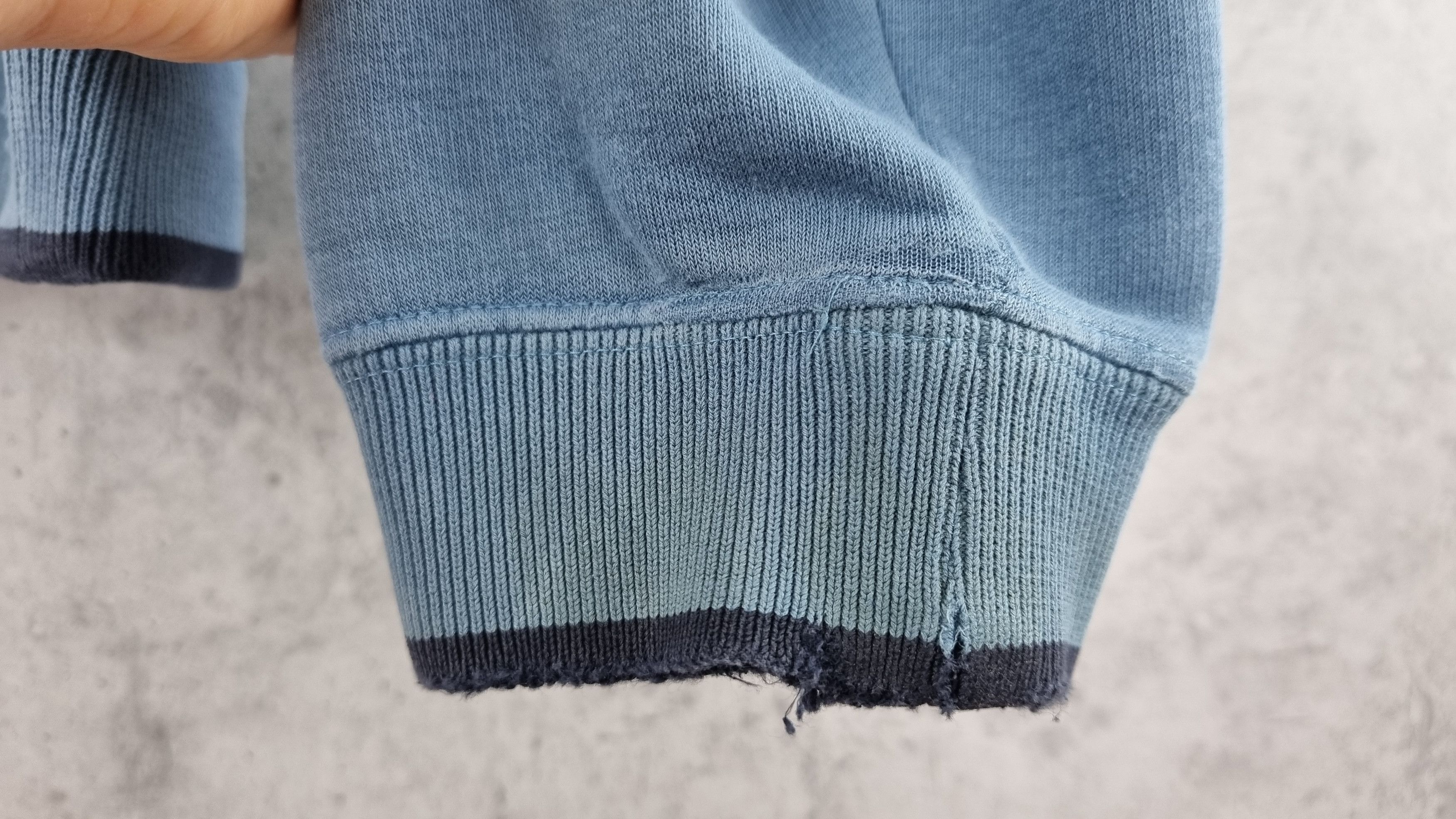 Nike × Vintage Rare NIKE central swoosh Vintage sweatshirt Travis Scott Size US S / EU 44-46 / 1 - 9 Thumbnail