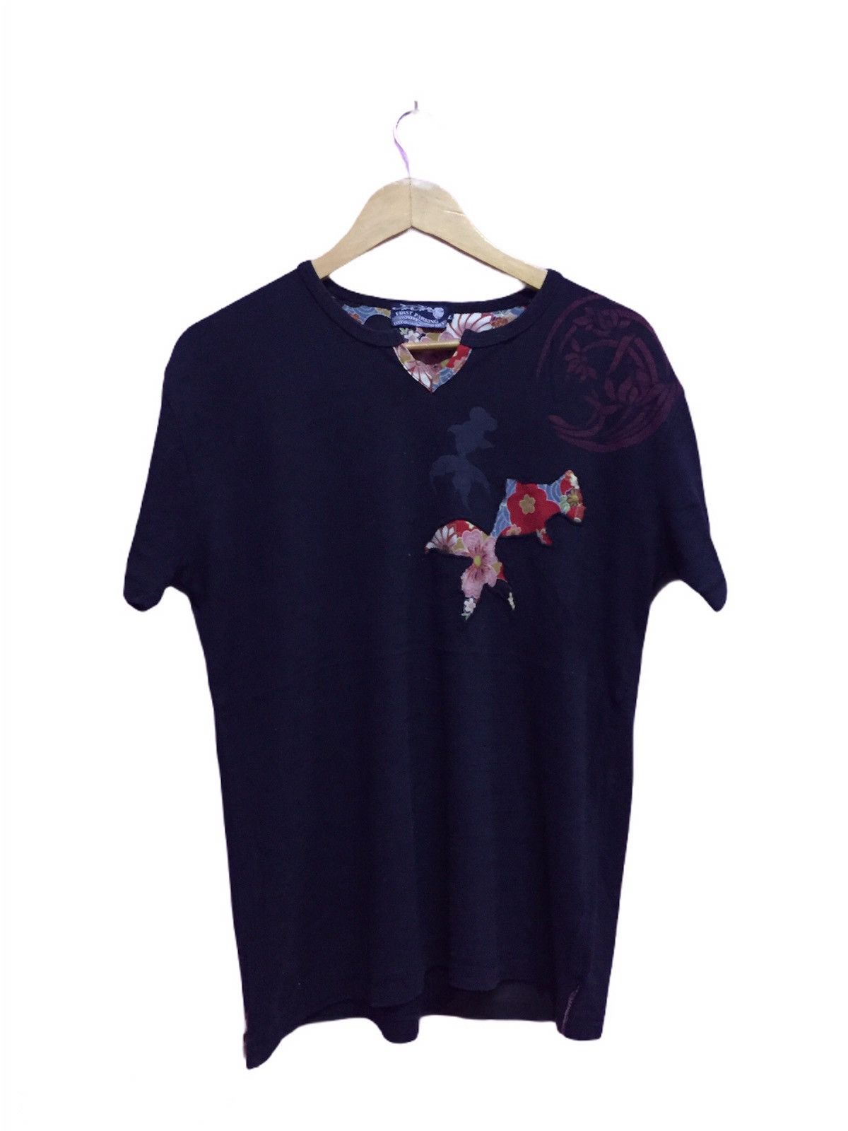 Japanese Brand Fish Koi Japan Exotic Culture T-Shirts Size L Size US L / EU 52-54 / 3 - 1 Thumbnail