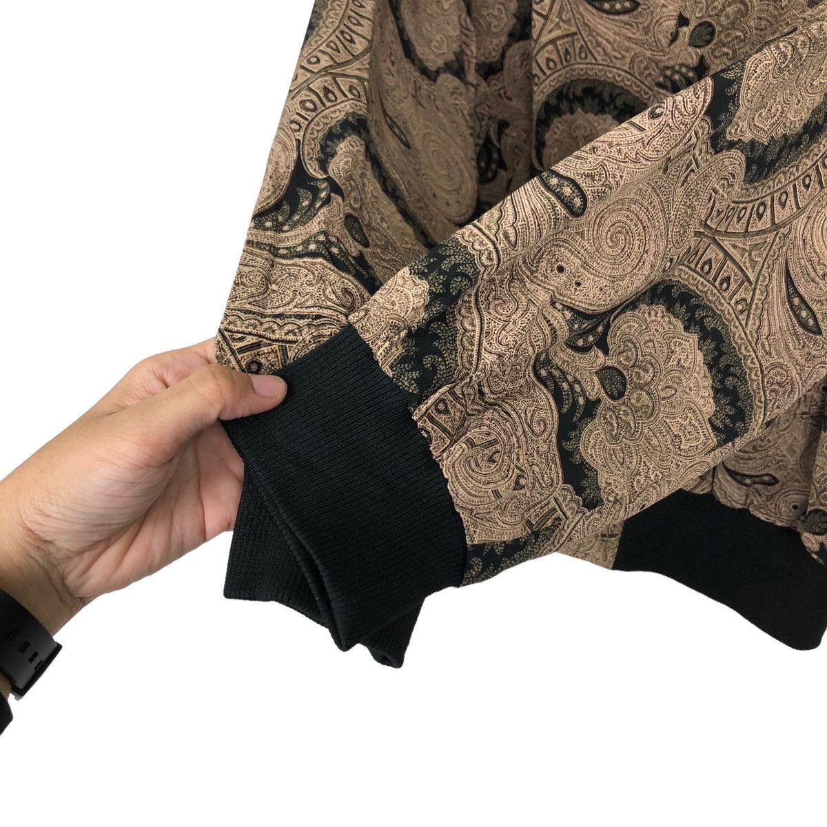 Japanese Brand VINTAGE BOMBER SILK OVERPRINT JACKET ROBUROI JAPAN Size US M / EU 48-50 / 2 - 11 Thumbnail