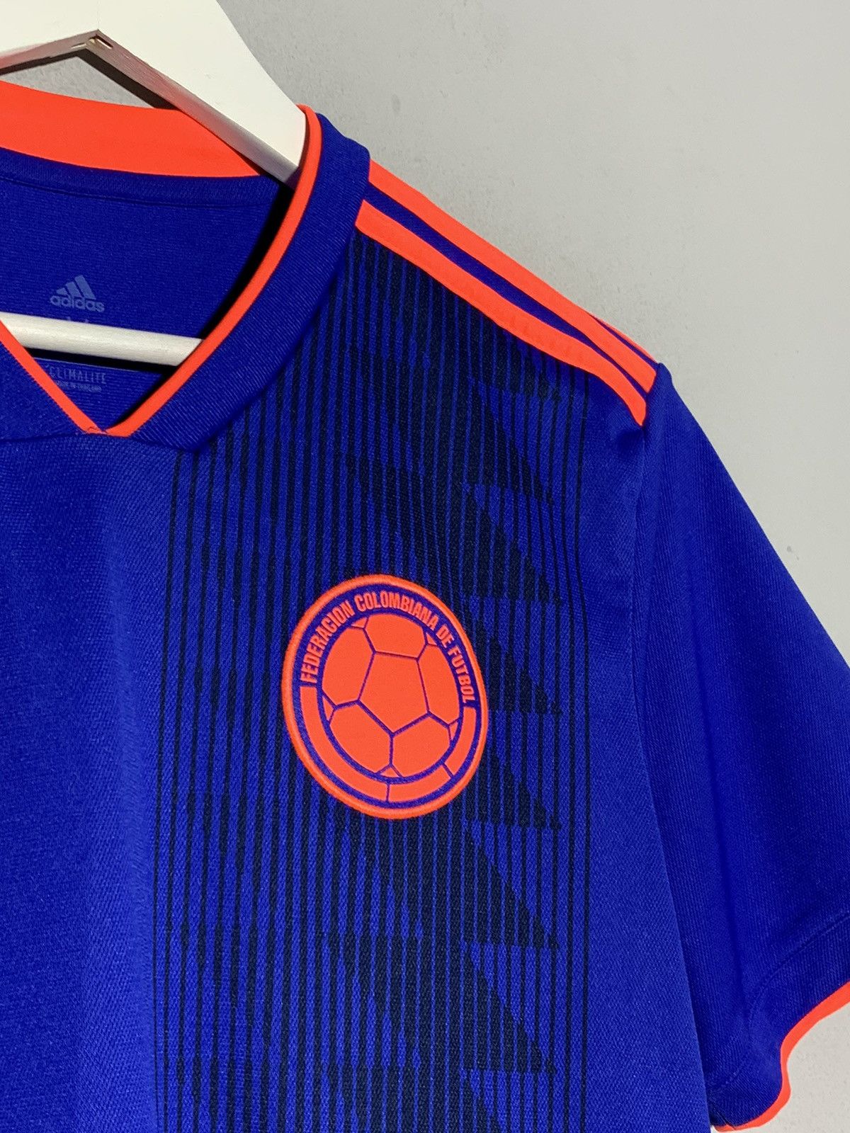 Adidas Colombia Adidas 2018 Away Y2k Streetwear Football Shirt Size US M / EU 48-50 / 2 - 4 Thumbnail