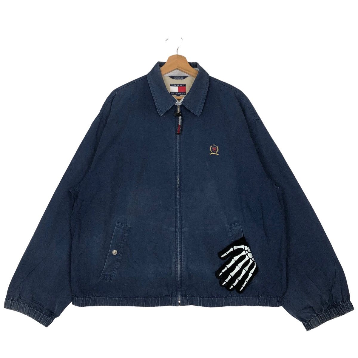 Japanese Brand VINTAGE BOMBER JACKET RARE DESIGN TOMMY HILFIGER Size US XL / EU 56 / 4 - 1 Thumbnail