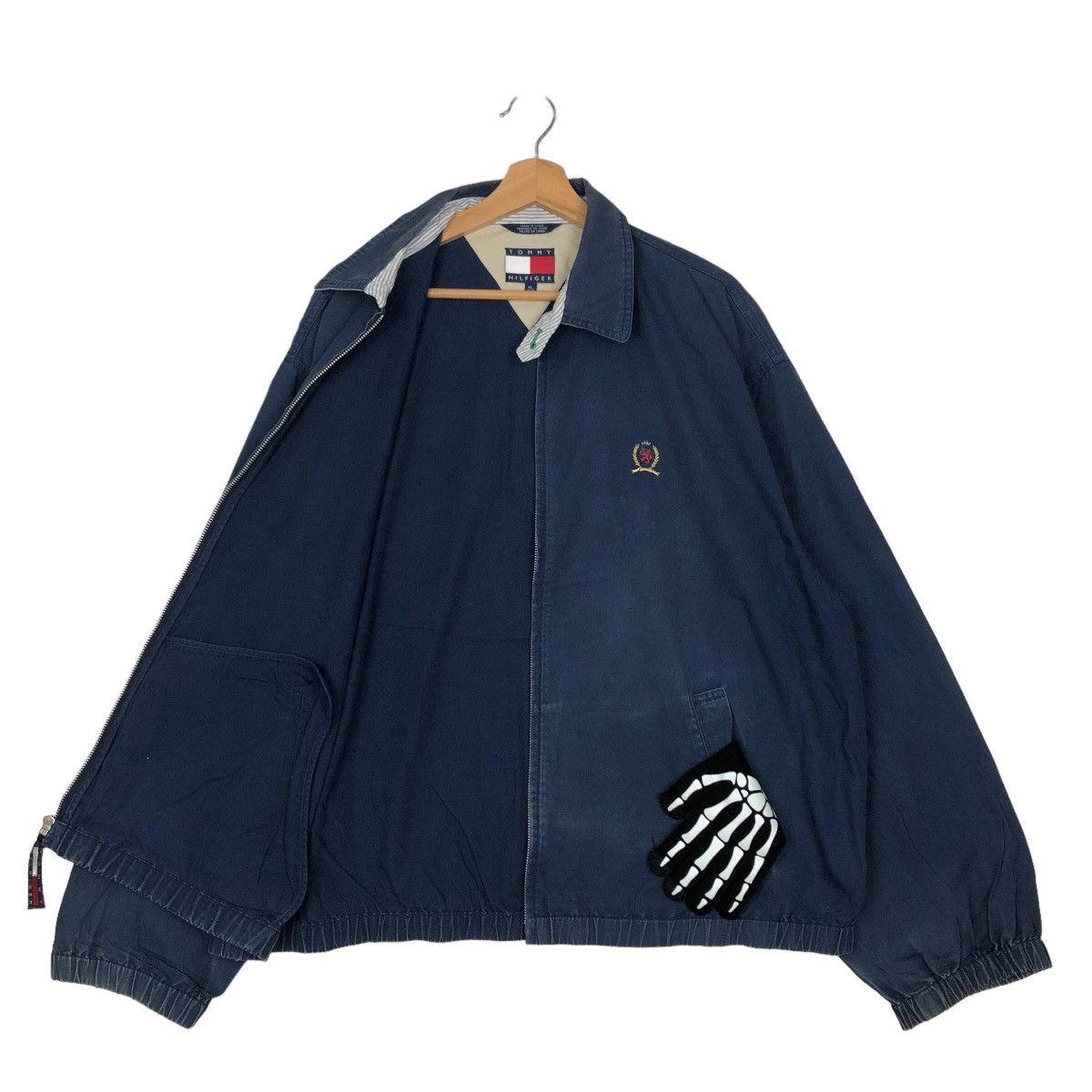 Japanese Brand VINTAGE BOMBER JACKET RARE DESIGN TOMMY HILFIGER Size US XL / EU 56 / 4 - 8 Thumbnail