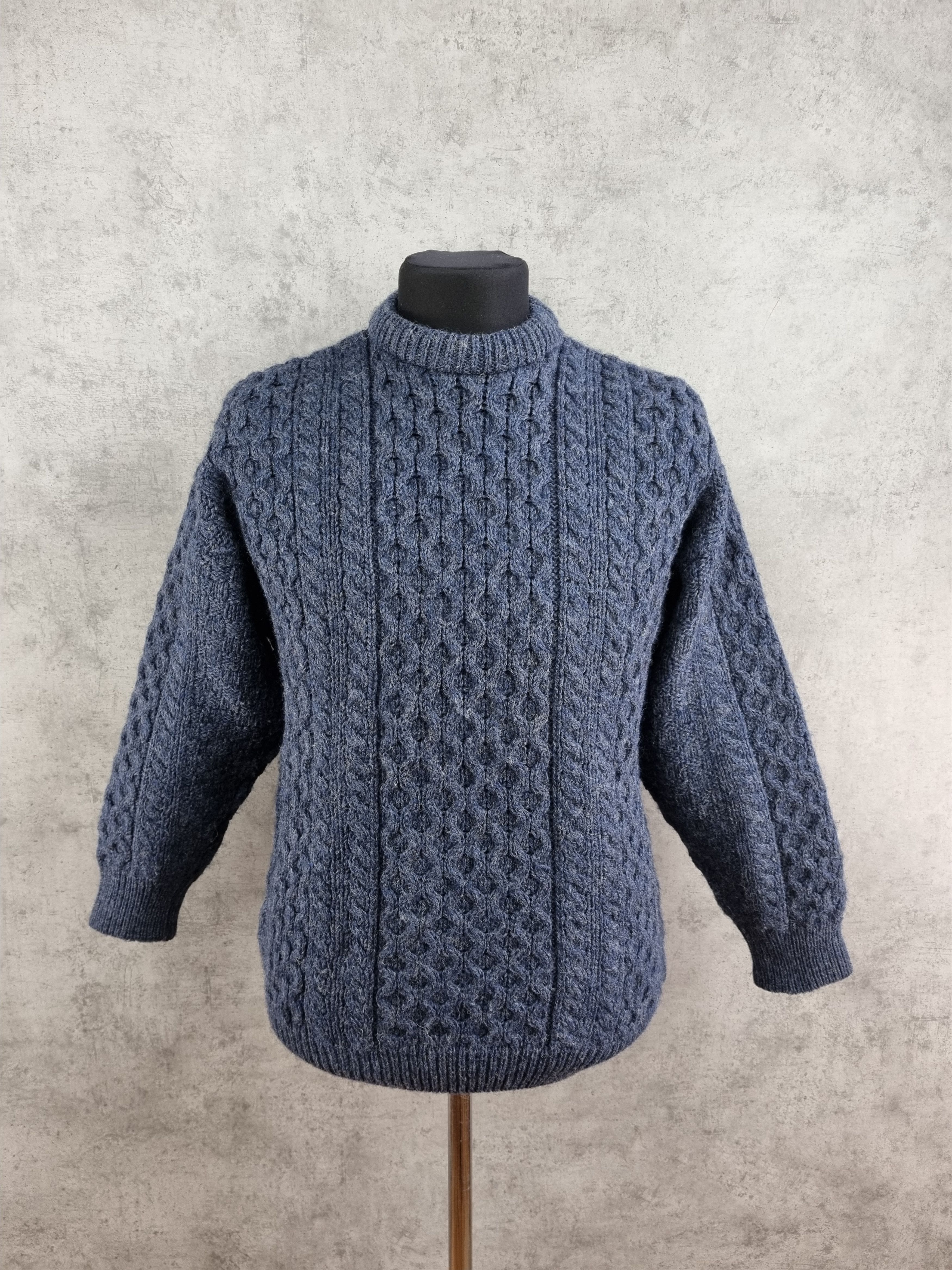 Aran Crafts × Vintage 90s Aran Crafts Ireland Heavy Cable Knitted Wool Sweater Size US L / EU 52-54 / 3 - 7 Thumbnail