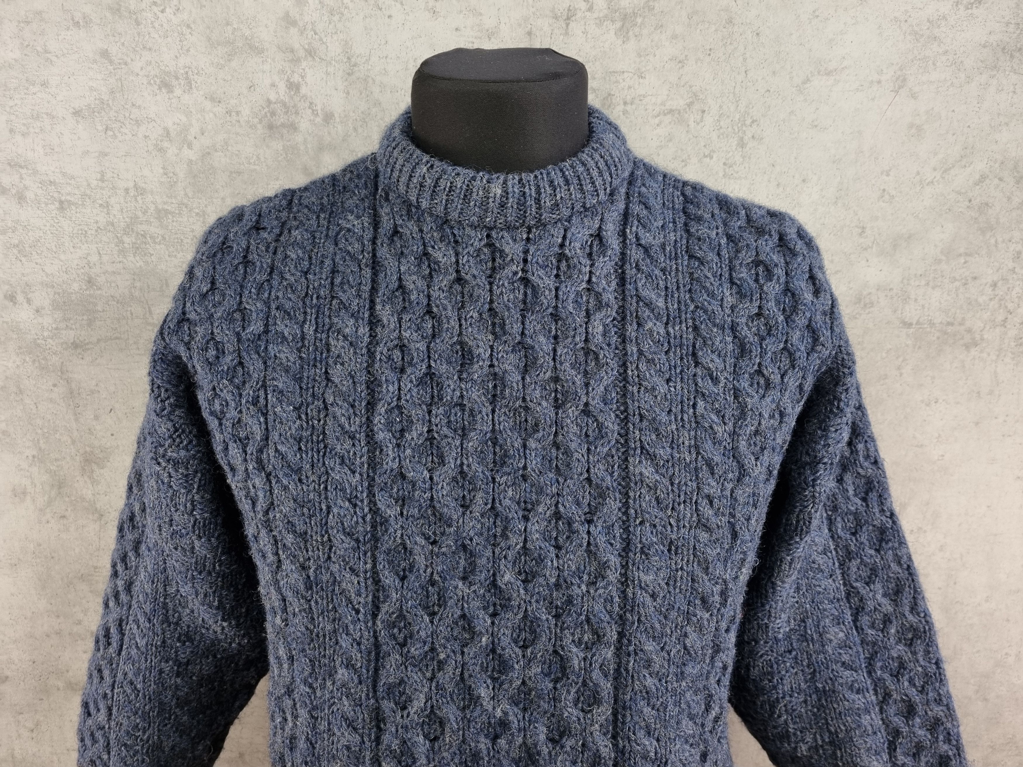Aran Crafts × Vintage 90s Aran Crafts Ireland Heavy Cable Knitted Wool Sweater Size US L / EU 52-54 / 3 - 8 Thumbnail