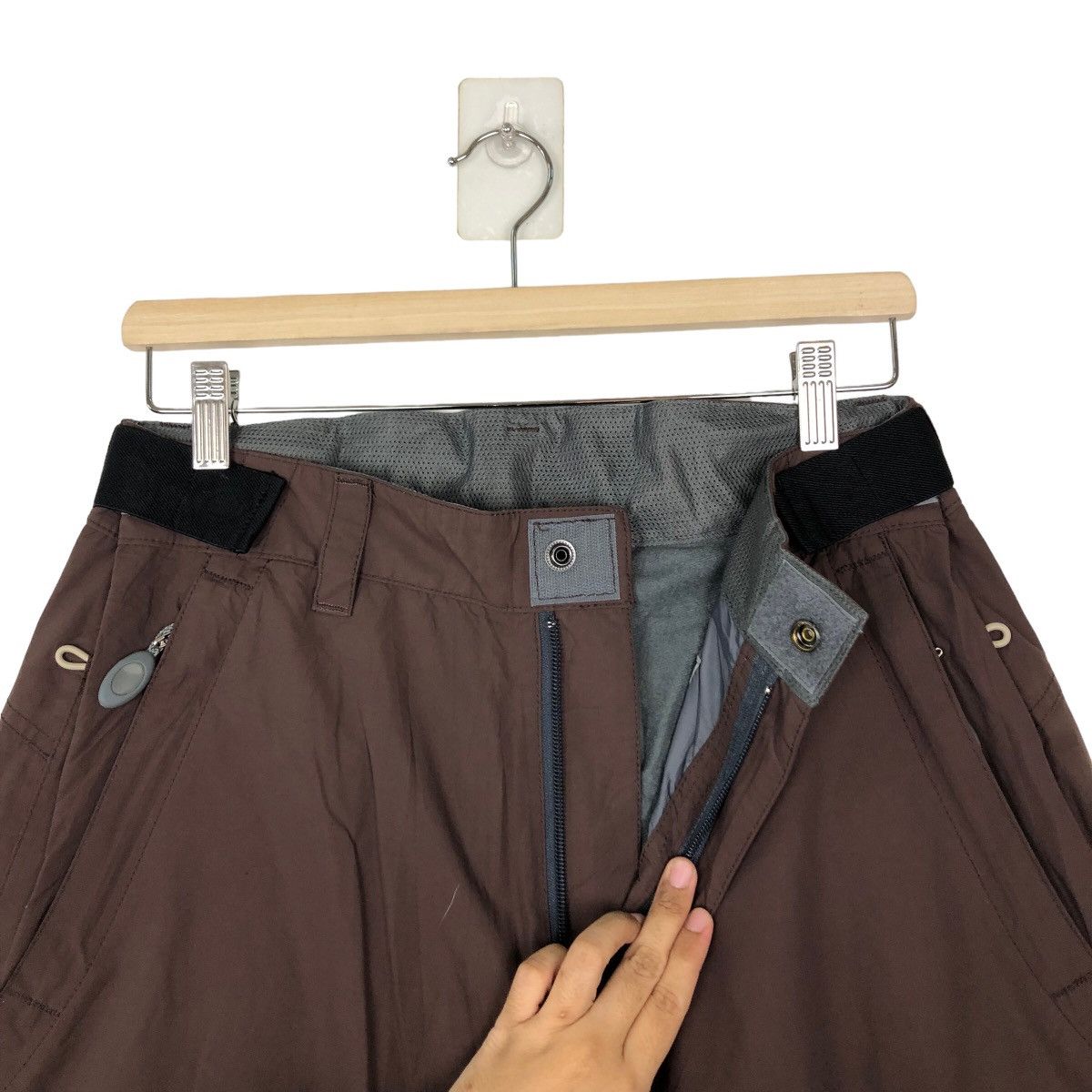 Japanese Brand RARE SKI PANTS STREETWEAR DESIGN Size US 29 - 9 Thumbnail