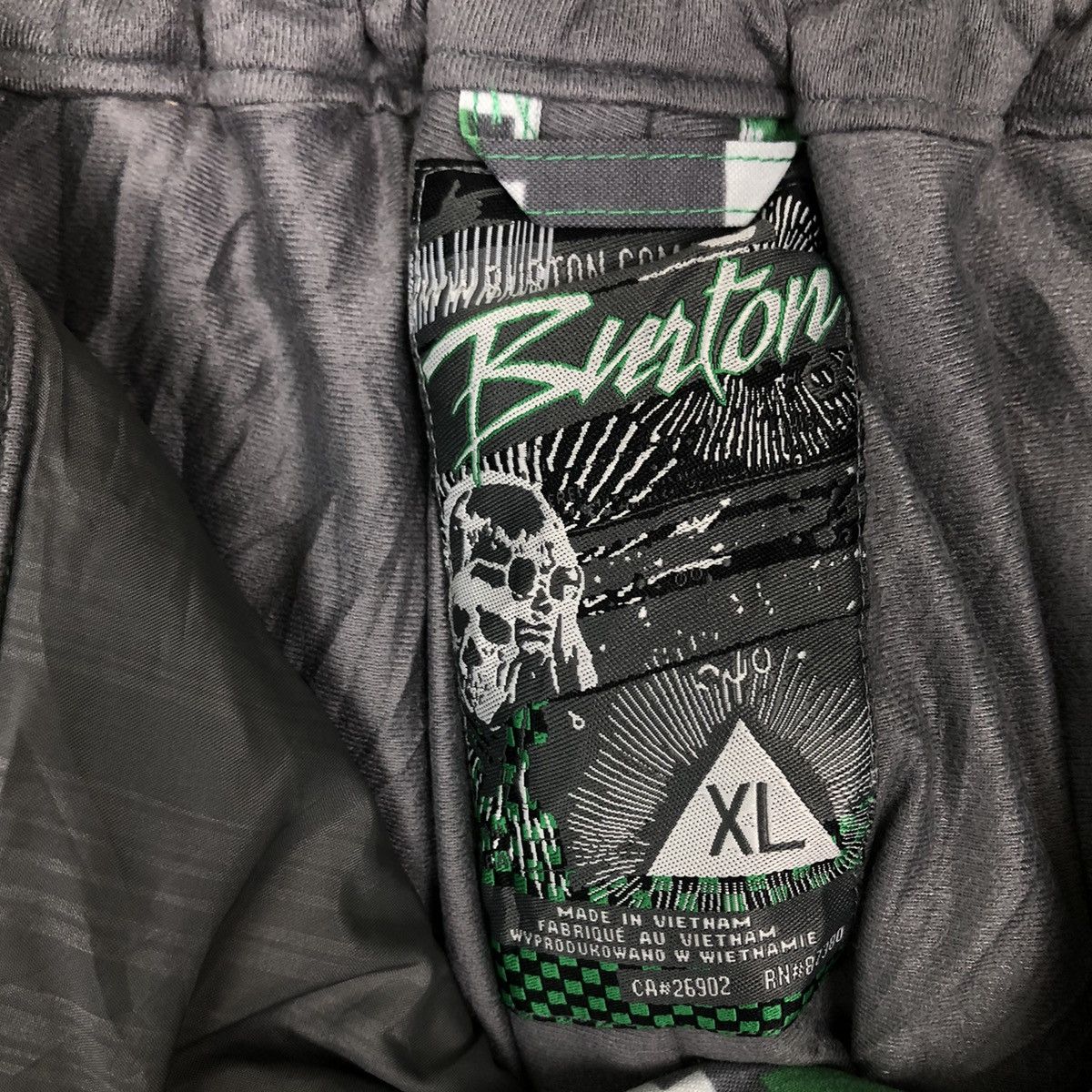 Japanese Brand VINTAGE SKI PANTS CAMO DESIGN FULL PRINT BURTON JAPAN Size US 31 - 10 Thumbnail