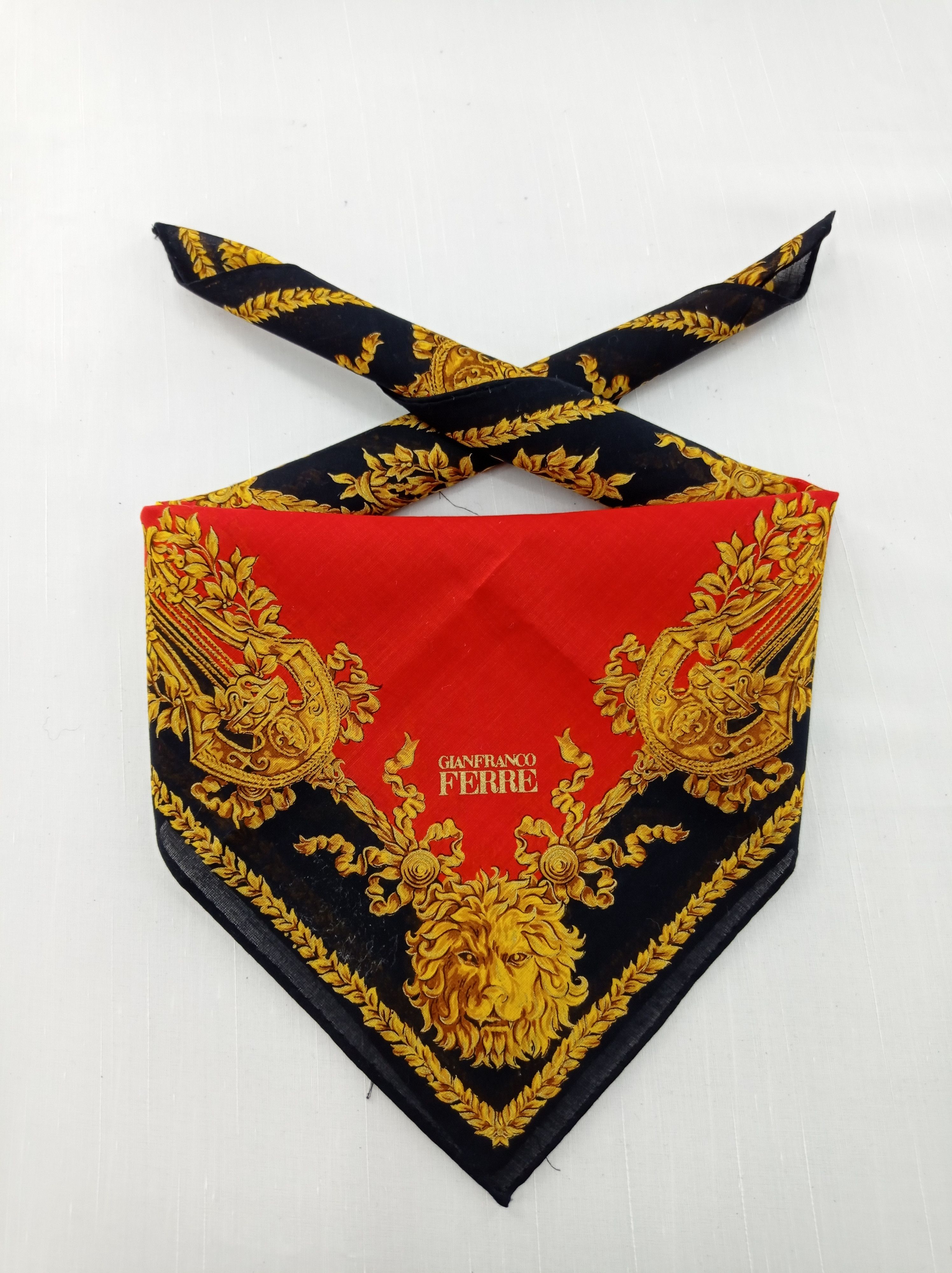 Gianfranco Ferre Vintage Gianfranco Ferre Handkerchief / Neckwear/Bandana H31 Size ONE SIZE - 1 Thumbnail