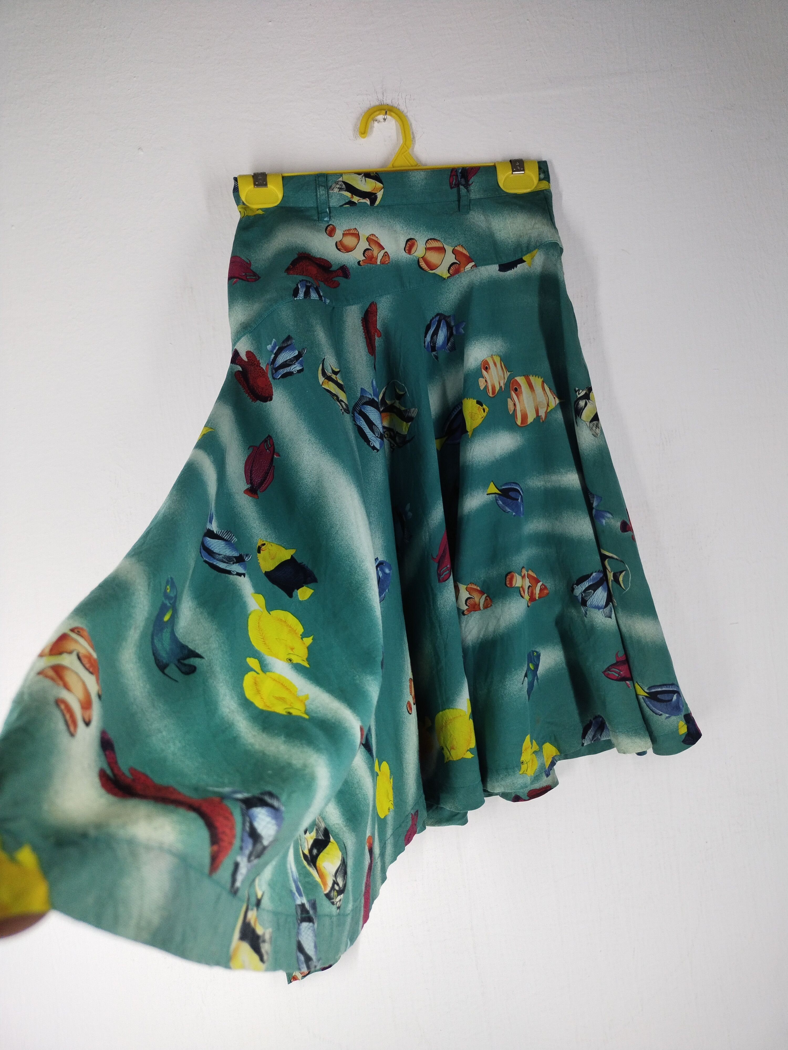 Tsumori Chisato VINTAGE FLARED MAXI SKIRT TOP HAWAII PRINT PLETHORA FISH Size 34" / US 12 / IT 48 - 9 Thumbnail