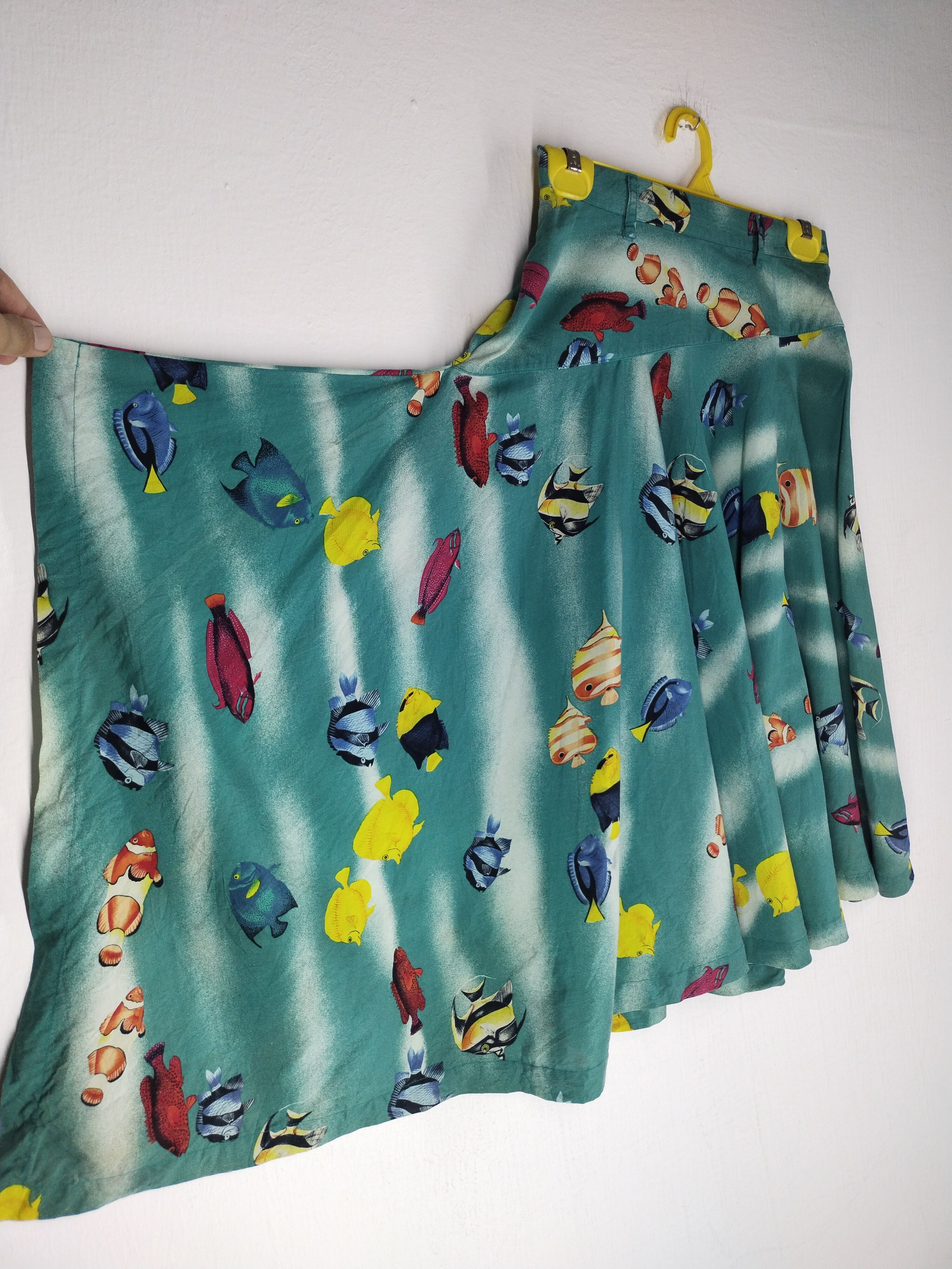 Tsumori Chisato VINTAGE FLARED MAXI SKIRT TOP HAWAII PRINT PLETHORA FISH Size 34" / US 12 / IT 48 - 8 Thumbnail