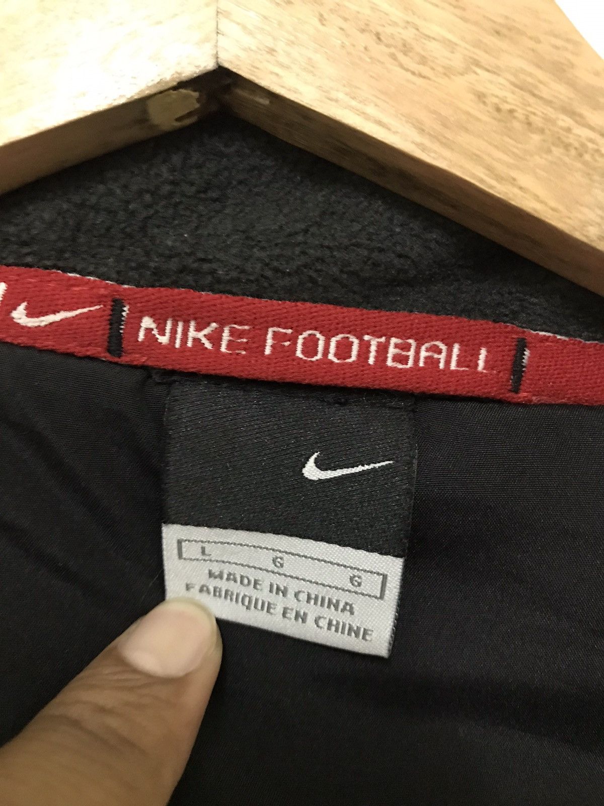 Nike VINTAGE NIKE SWOOSH BIG LOGO JACKET Size US L / EU 52-54 / 3 - 8 Thumbnail