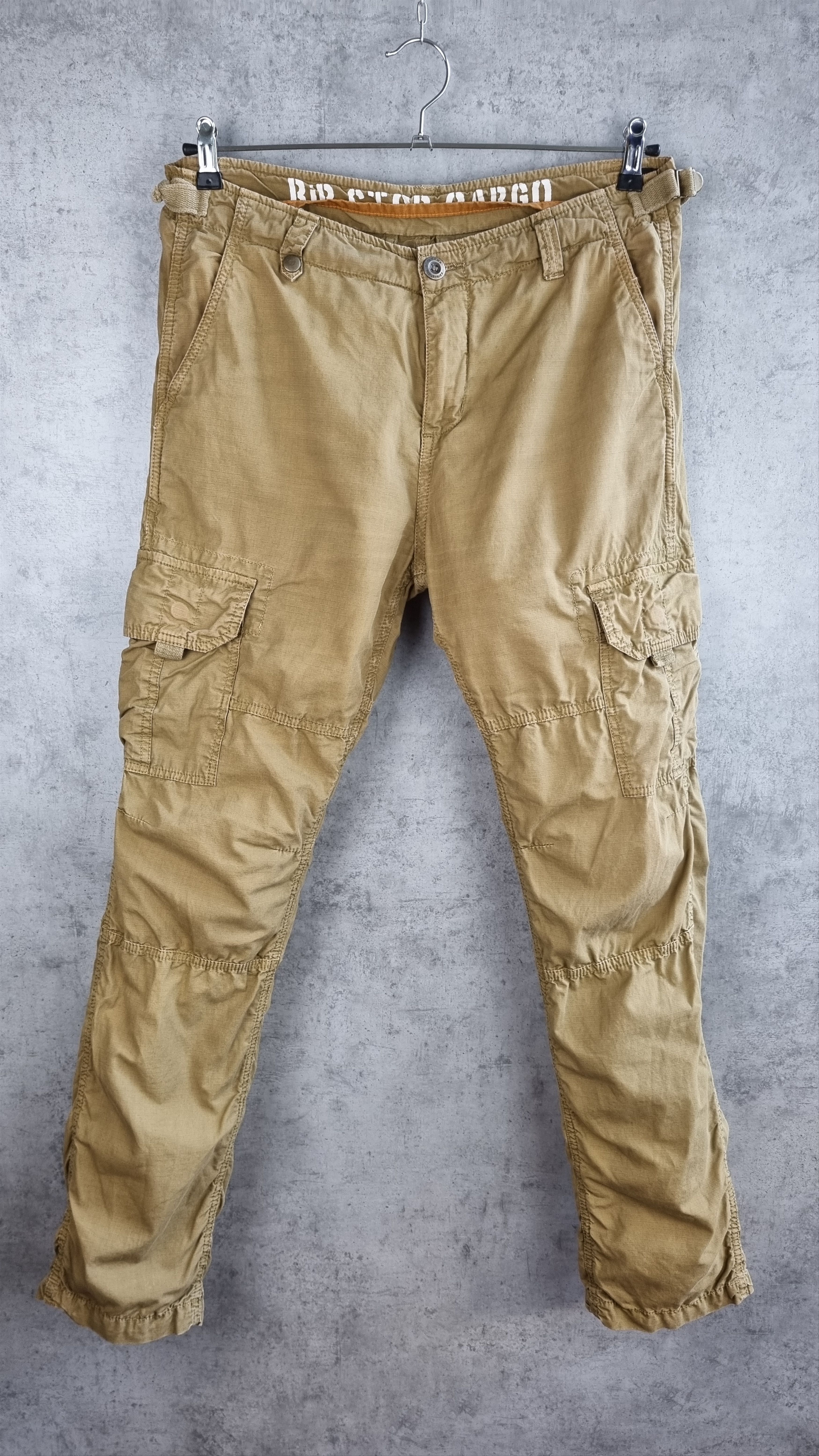 Alpha Industries × Japanese Brand Rare Alpha Industries Cargo Utility Pant Travis Scott Style Size US 32 / EU 48 - 14 Thumbnail