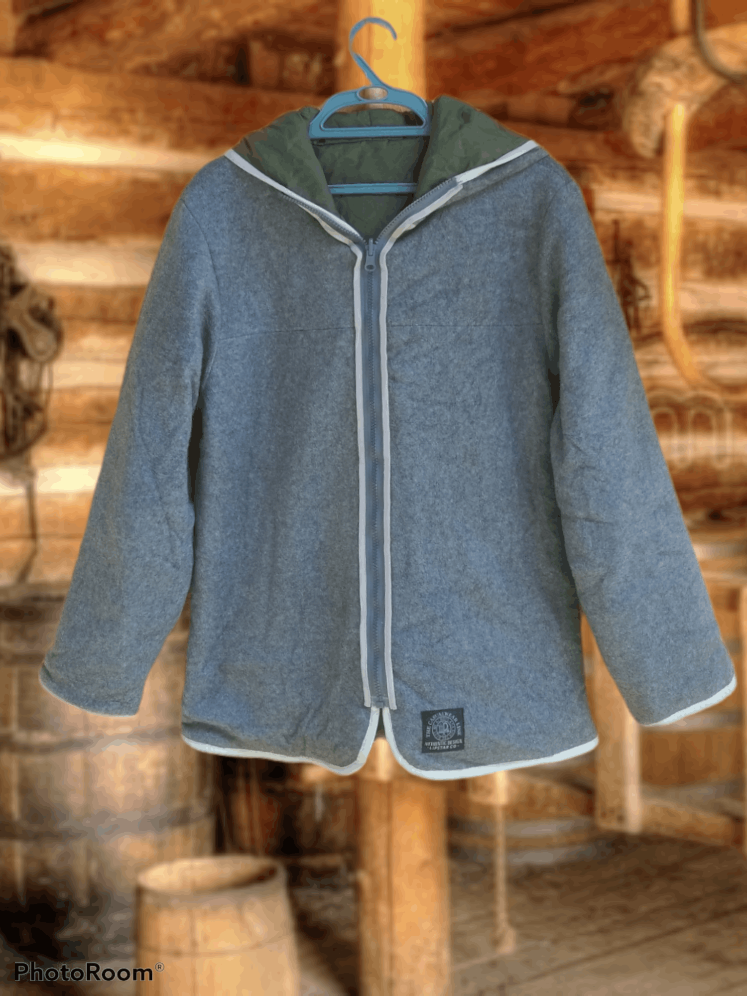 LIPSTAR CO. REVERSIBLE QUILTED HOODIE JACKET