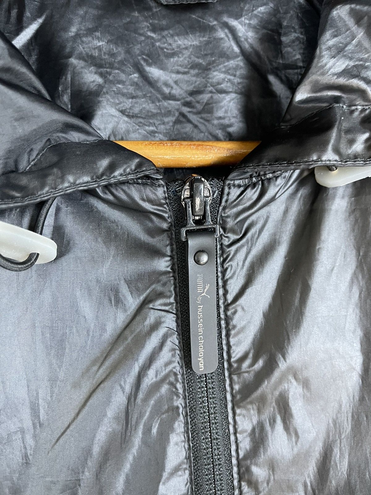 Hussein Chalayan × Puma Black PUMA by HUSSEIN CHAYALAN Windbreaker BIG SPELLOUT Size US M / EU 48-50 / 2 - 4 Thumbnail