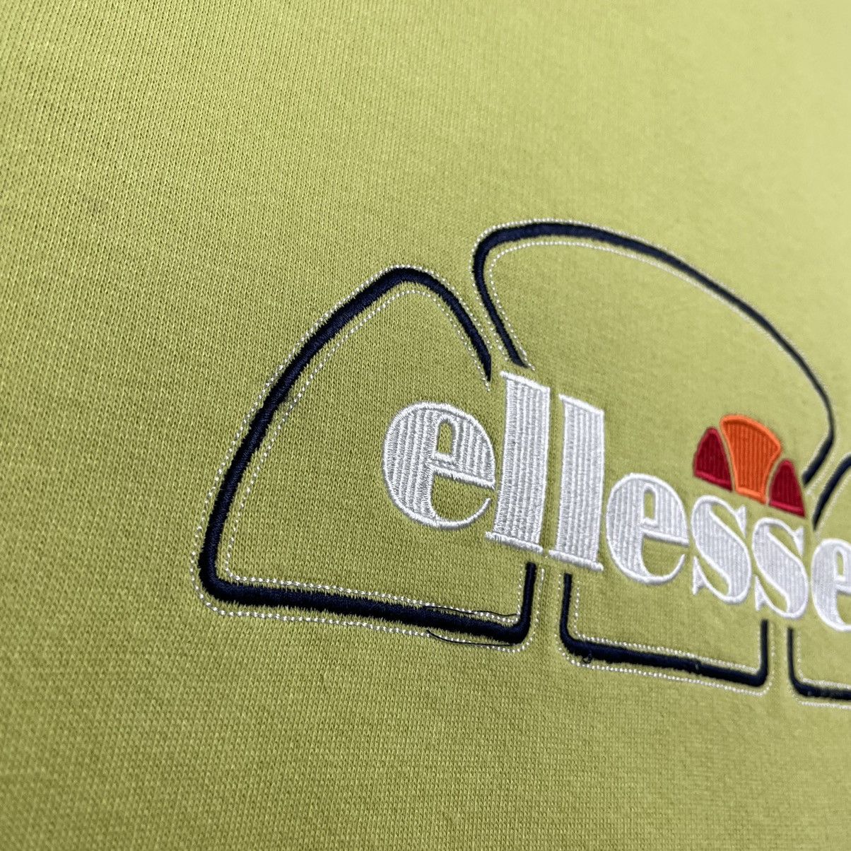 Vintage Vintage Ellesse Big Logo Sweatshirt Size US S / EU 44-46 / 1 - 9 Thumbnail