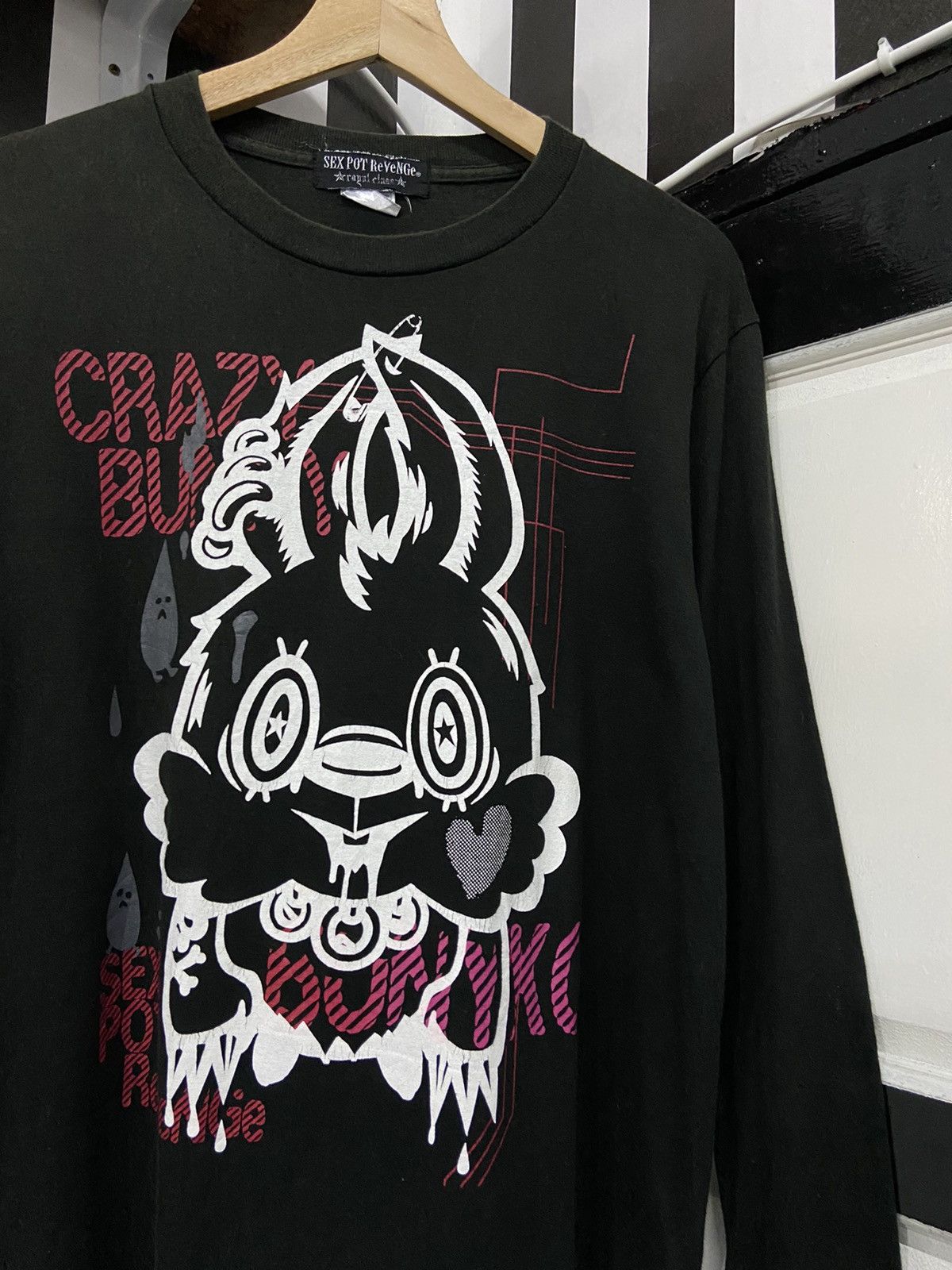Japanese Brand × Seditionaries × Vintage Vintage Sex Pot Revenge “Crazy Bunny” Long Sleeve Tshirt Size US M / EU 48-50 / 2 - 4 Thumbnail
