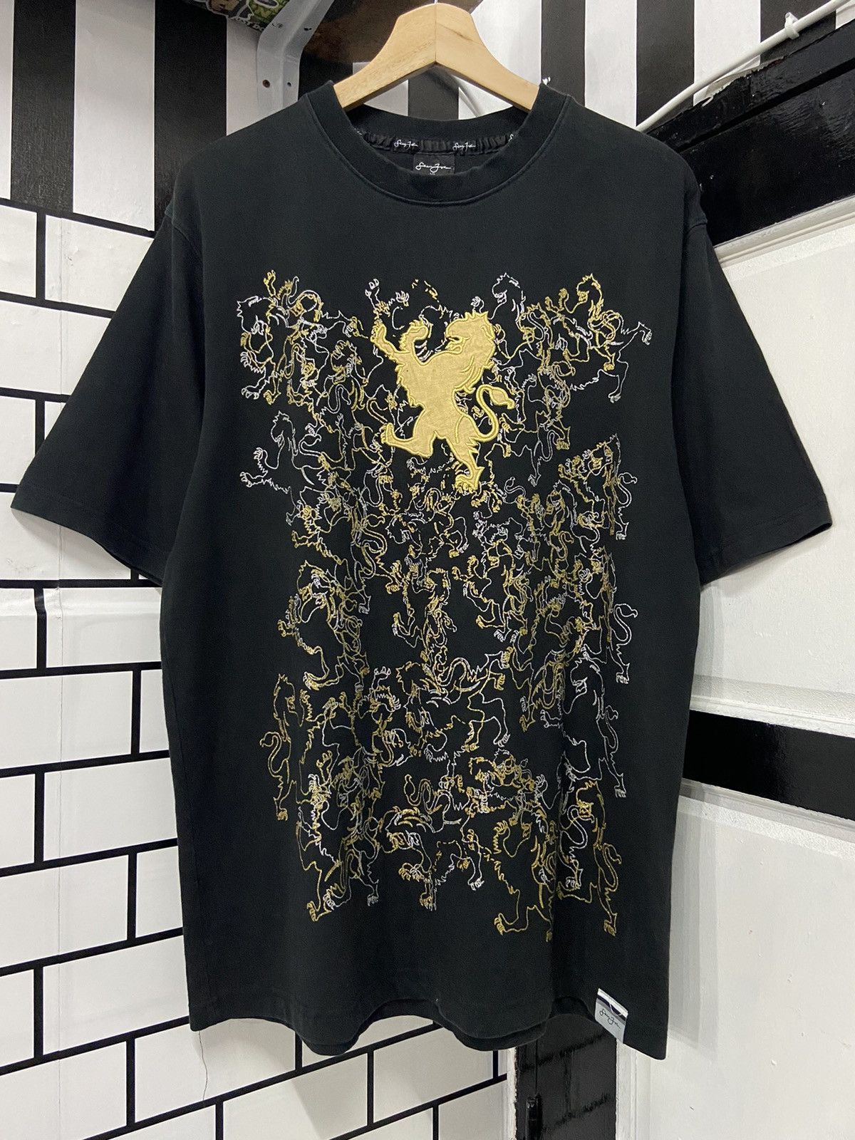 Sean John × Vintage Vintage Sean John Embroidered Tshirt Size US L / EU 52-54 / 3 - 1 Thumbnail