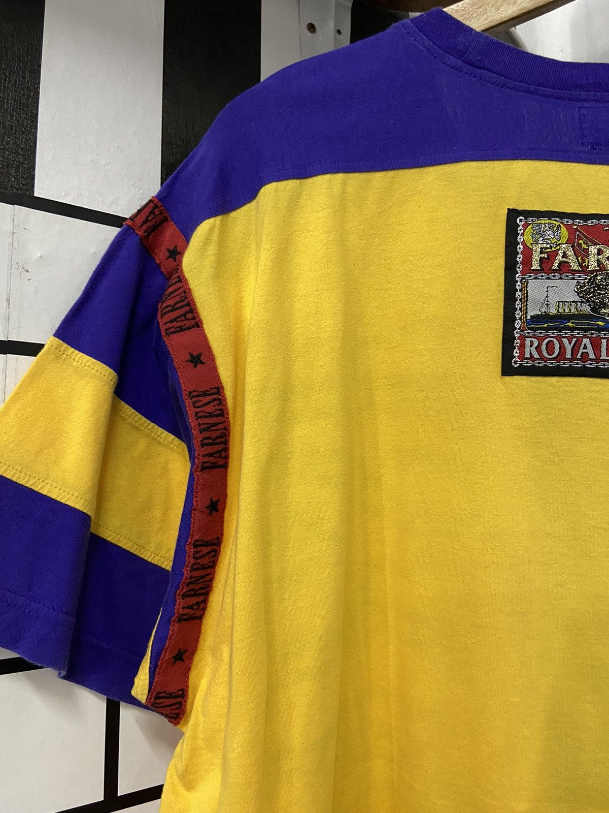Designer × Vintage Vintage 90’s Farnese Royal Marine Embroidered Tshirt Size US XL / EU 56 / 4 - 13 Thumbnail