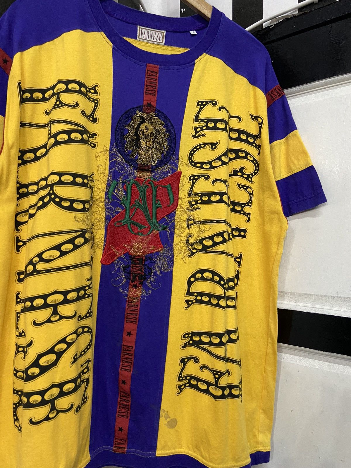 Designer × Vintage Vintage 90’s Farnese Royal Marine Embroidered Tshirt Size US XL / EU 56 / 4 - 4 Thumbnail