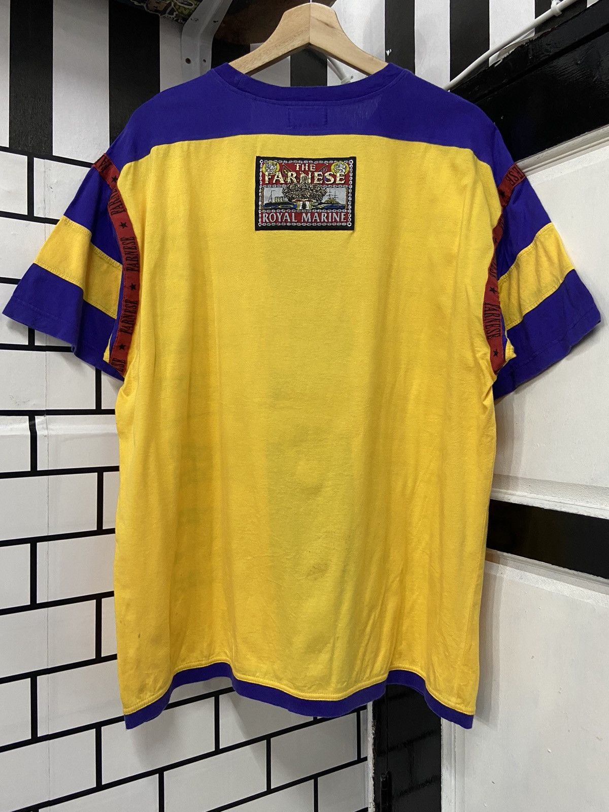 Designer × Vintage Vintage 90’s Farnese Royal Marine Embroidered Tshirt Size US XL / EU 56 / 4 - 2 Thumbnail