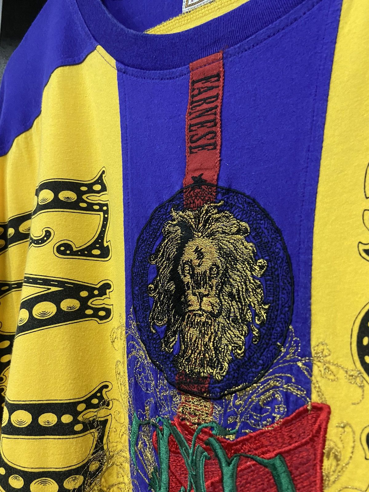 Designer × Vintage Vintage 90’s Farnese Royal Marine Embroidered Tshirt Size US XL / EU 56 / 4 - 6 Thumbnail